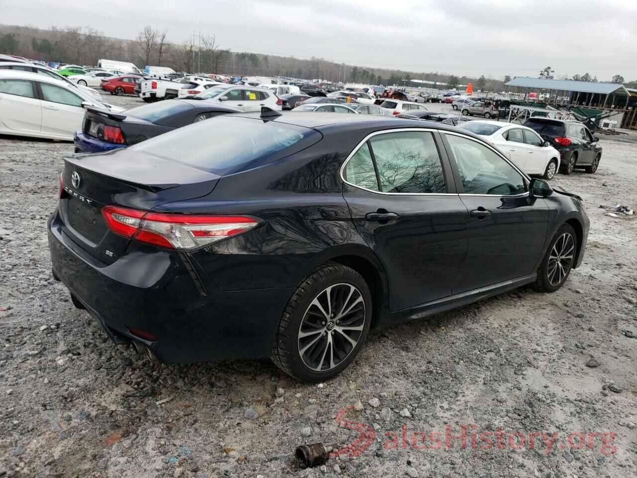 4T1B11HK4KU695818 2019 TOYOTA CAMRY