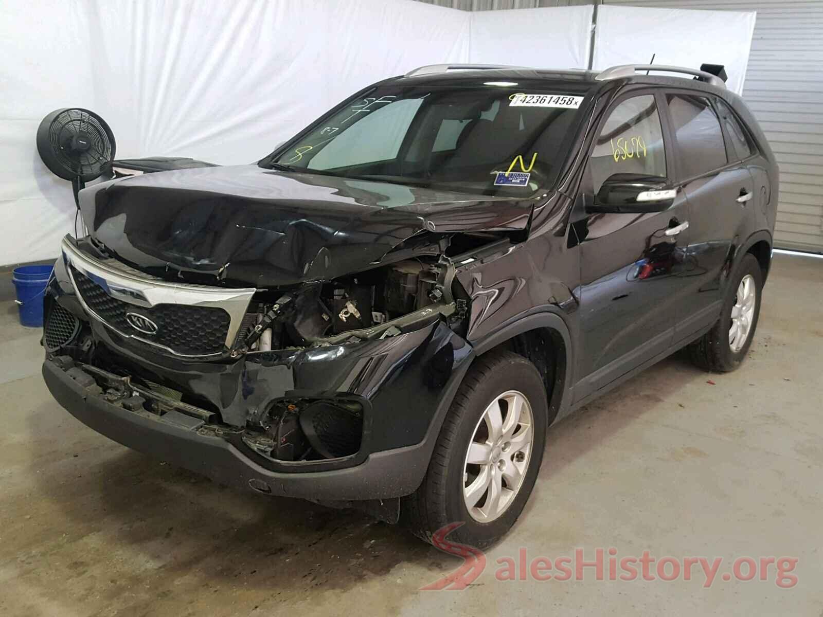 5XYKT4A22DG404411 2013 KIA SORENTO LX