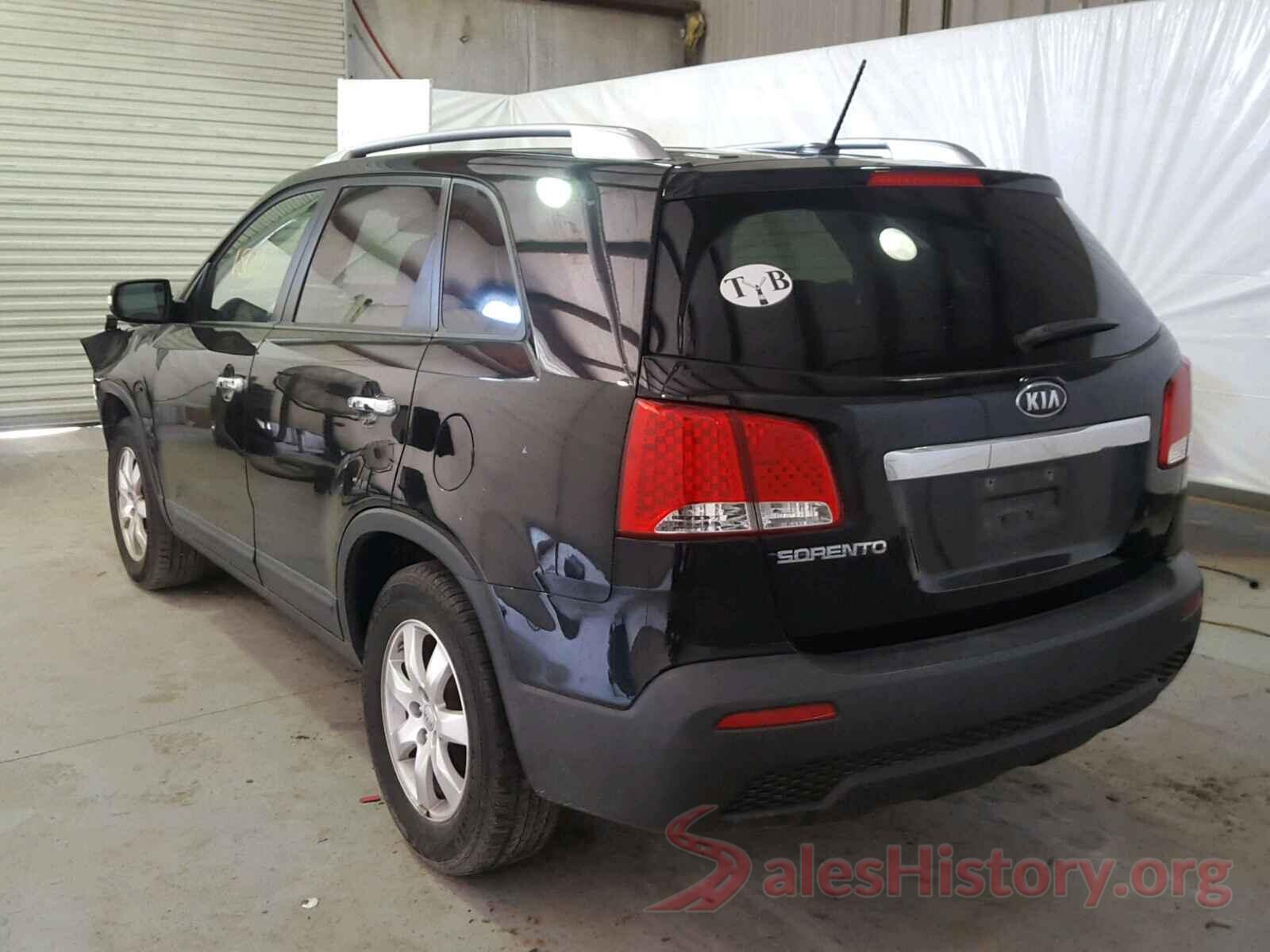 5XYKT4A22DG404411 2013 KIA SORENTO LX