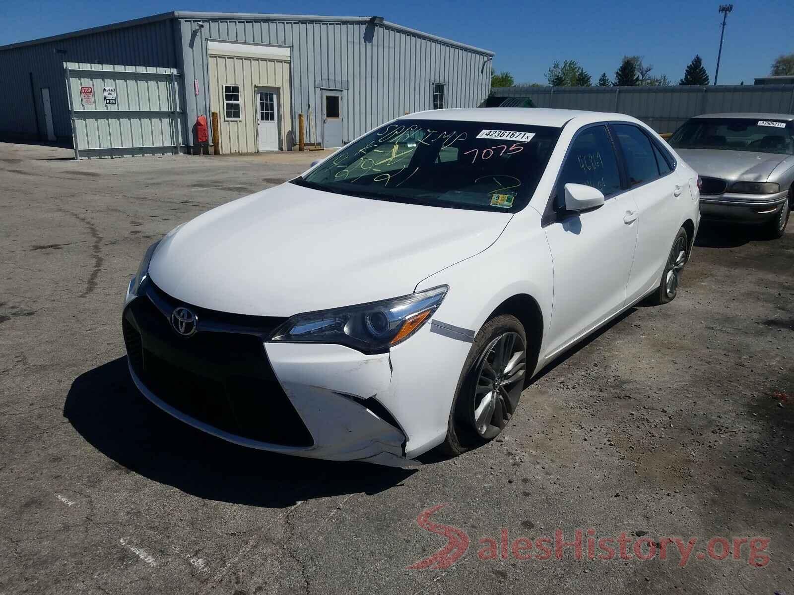 4T1BF1FK0GU517075 2016 TOYOTA CAMRY