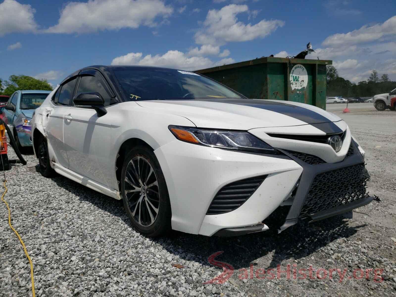 4T1B11HK4JU122013 2018 TOYOTA CAMRY