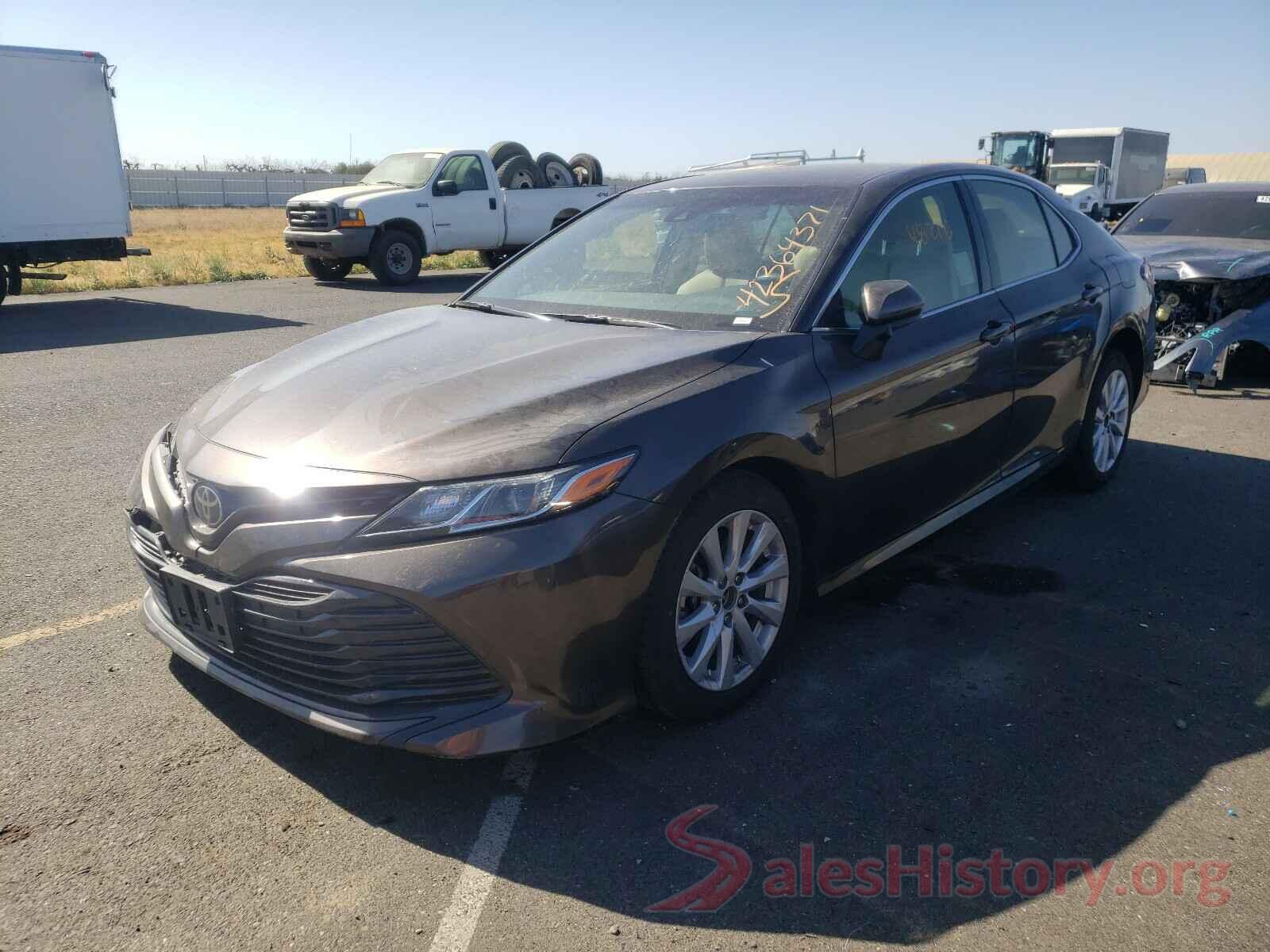 JTNB11HK8J3007999 2018 TOYOTA CAMRY