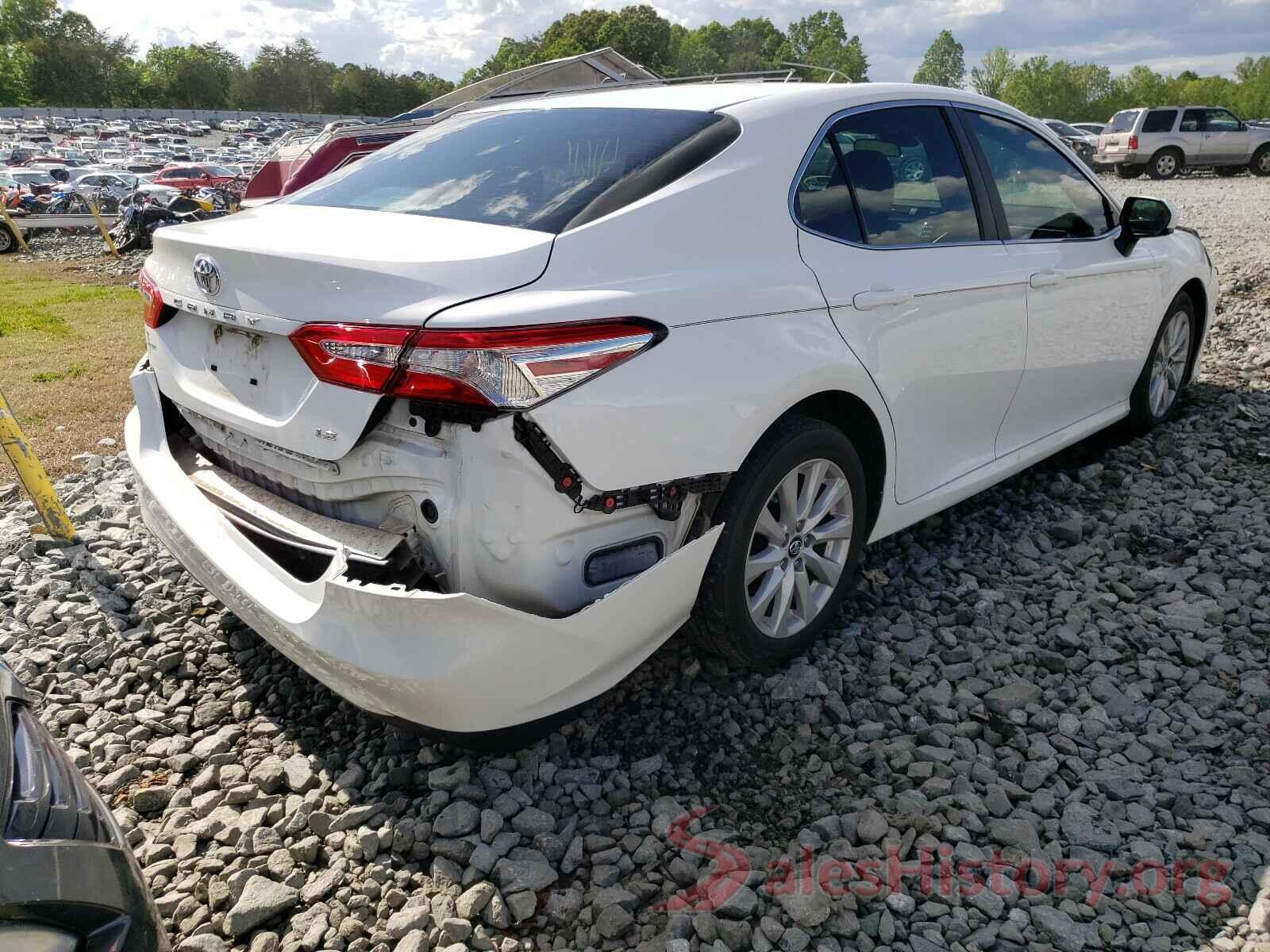 4T1B11HK7JU139856 2018 TOYOTA CAMRY