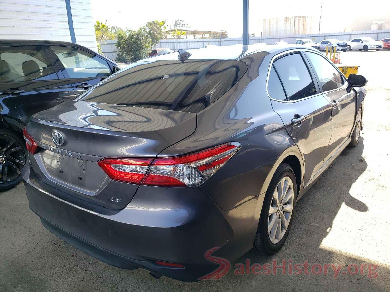 4T1C11AKXLU920386 2020 TOYOTA CAMRY