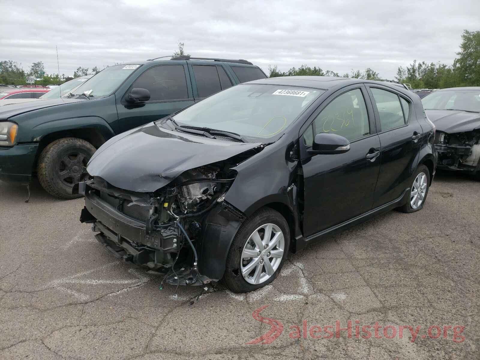 JTDKDTB33H1592957 2017 TOYOTA PRIUS