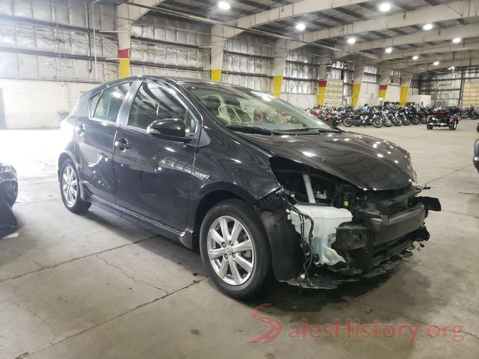 JTDKDTB33H1592957 2017 TOYOTA PRIUS