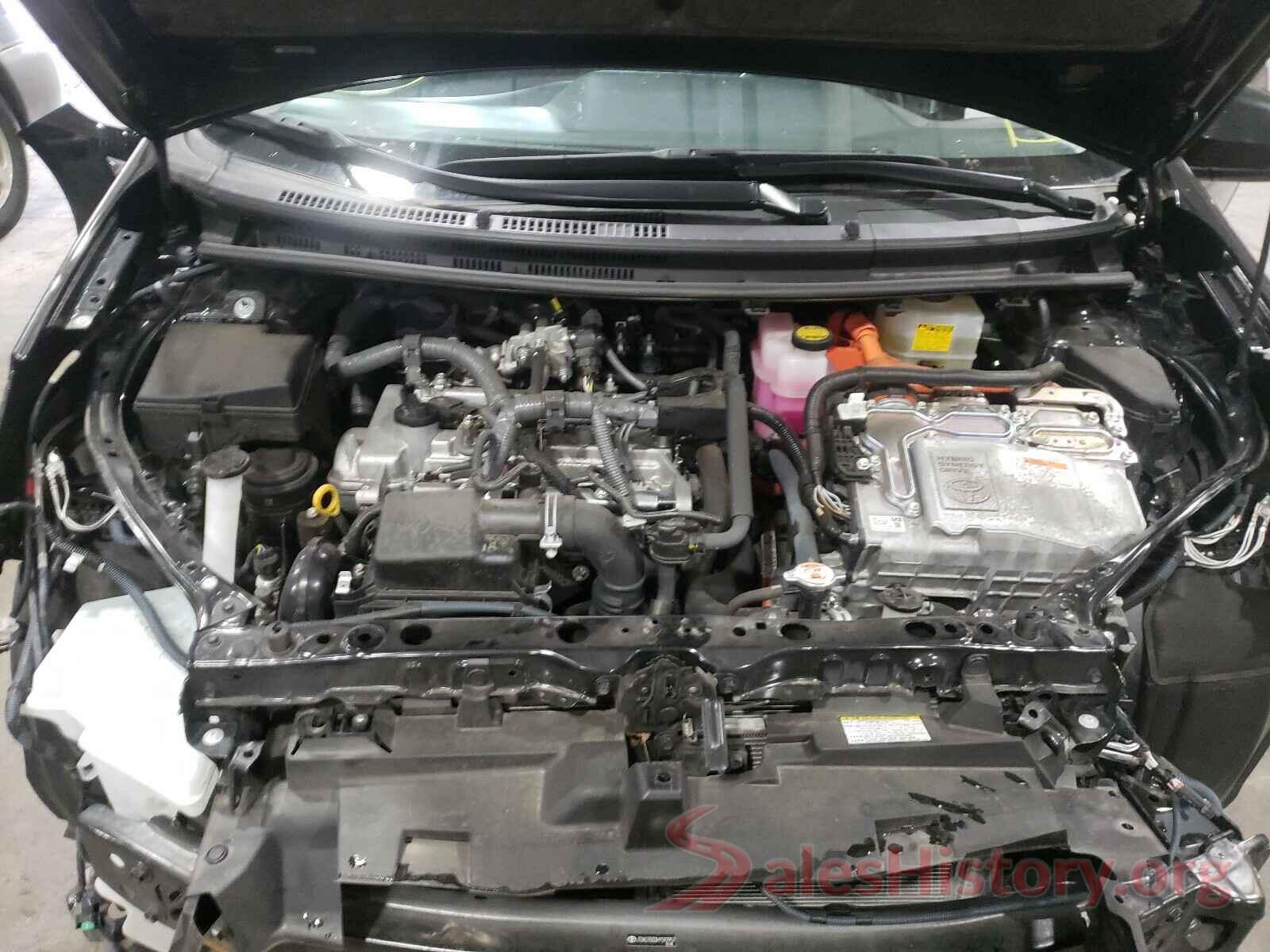 JTDKDTB33H1592957 2017 TOYOTA PRIUS