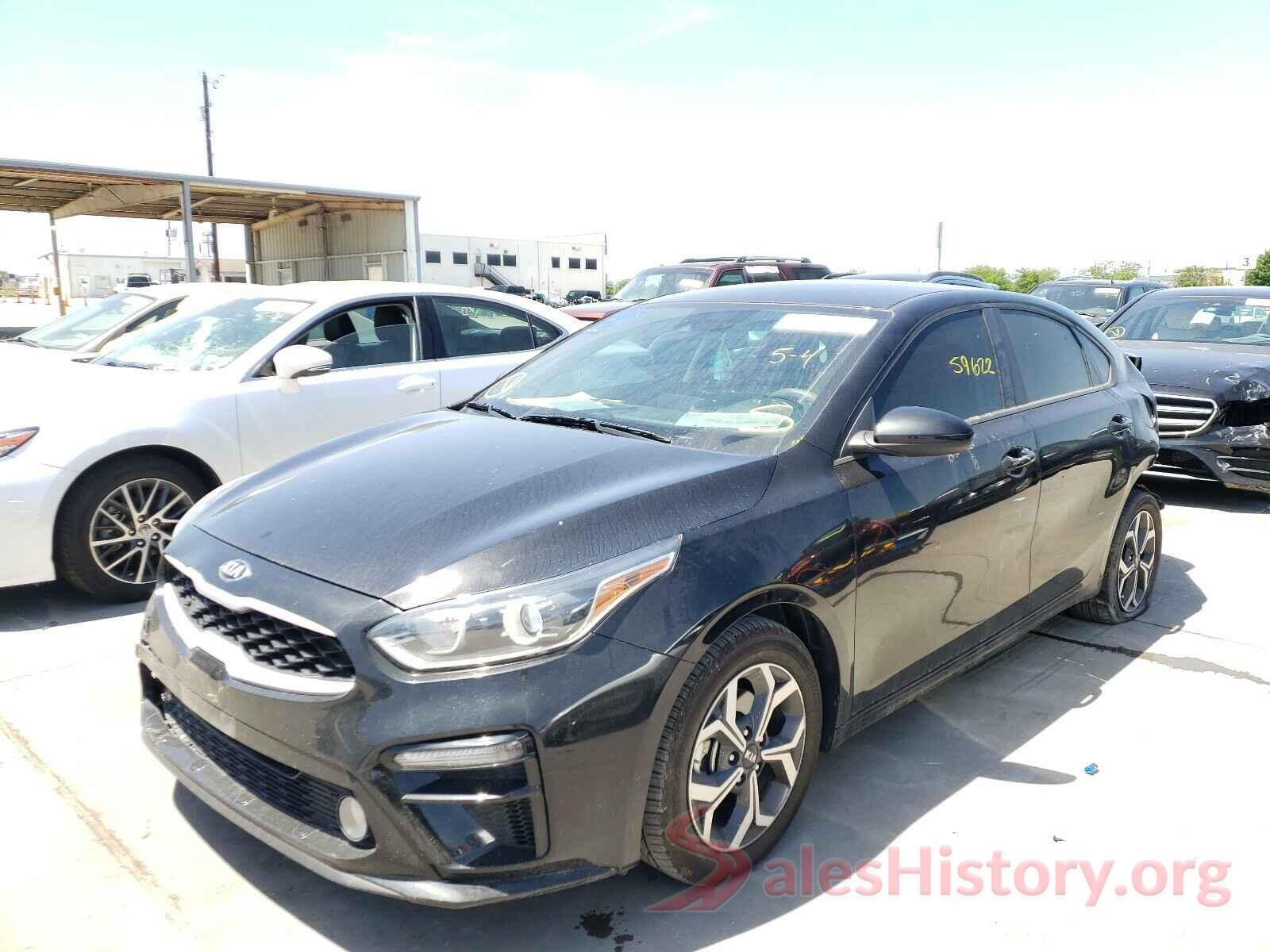 3KPF24AD2KE010651 2019 KIA FORTE