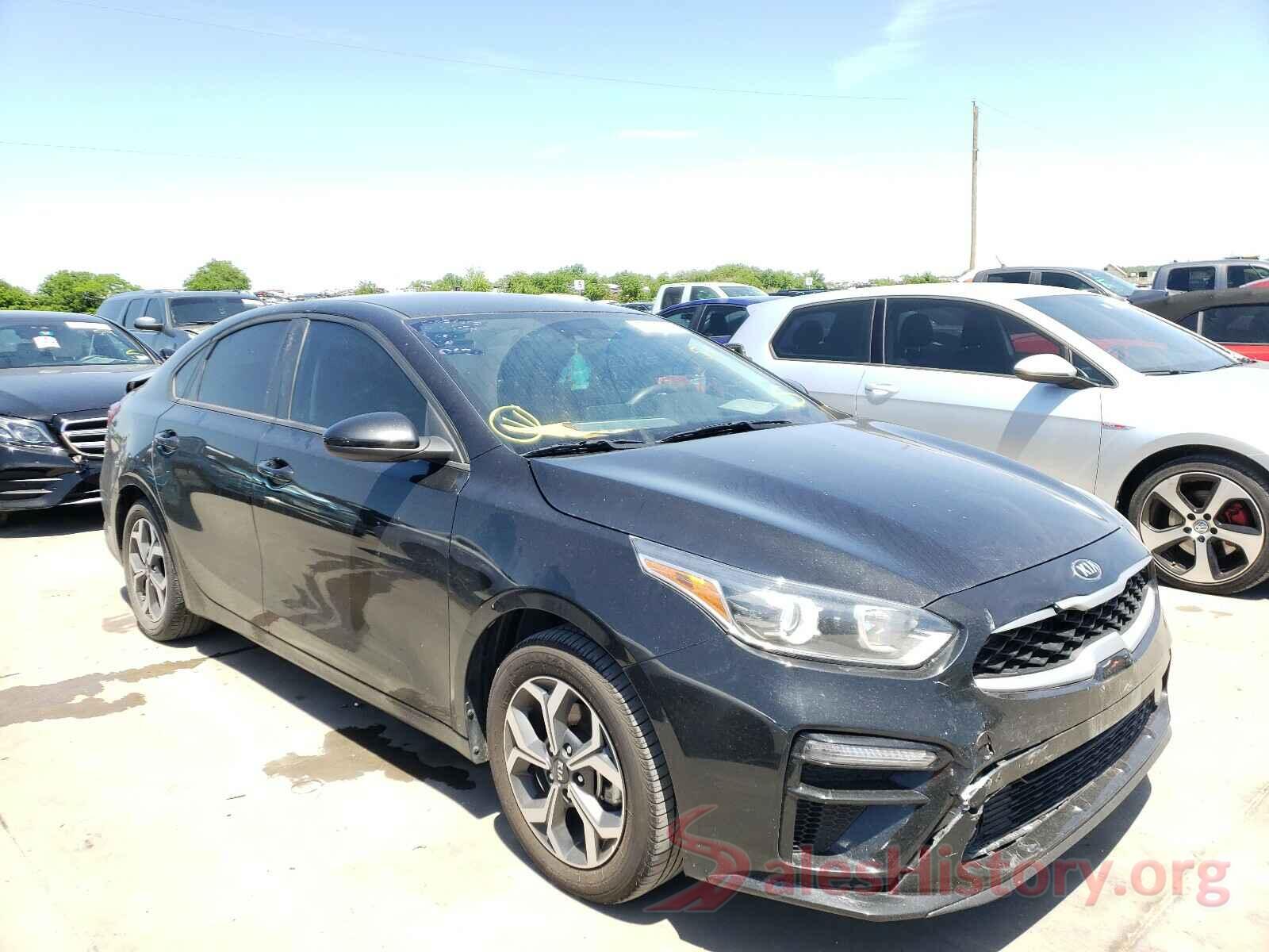 3KPF24AD2KE010651 2019 KIA FORTE