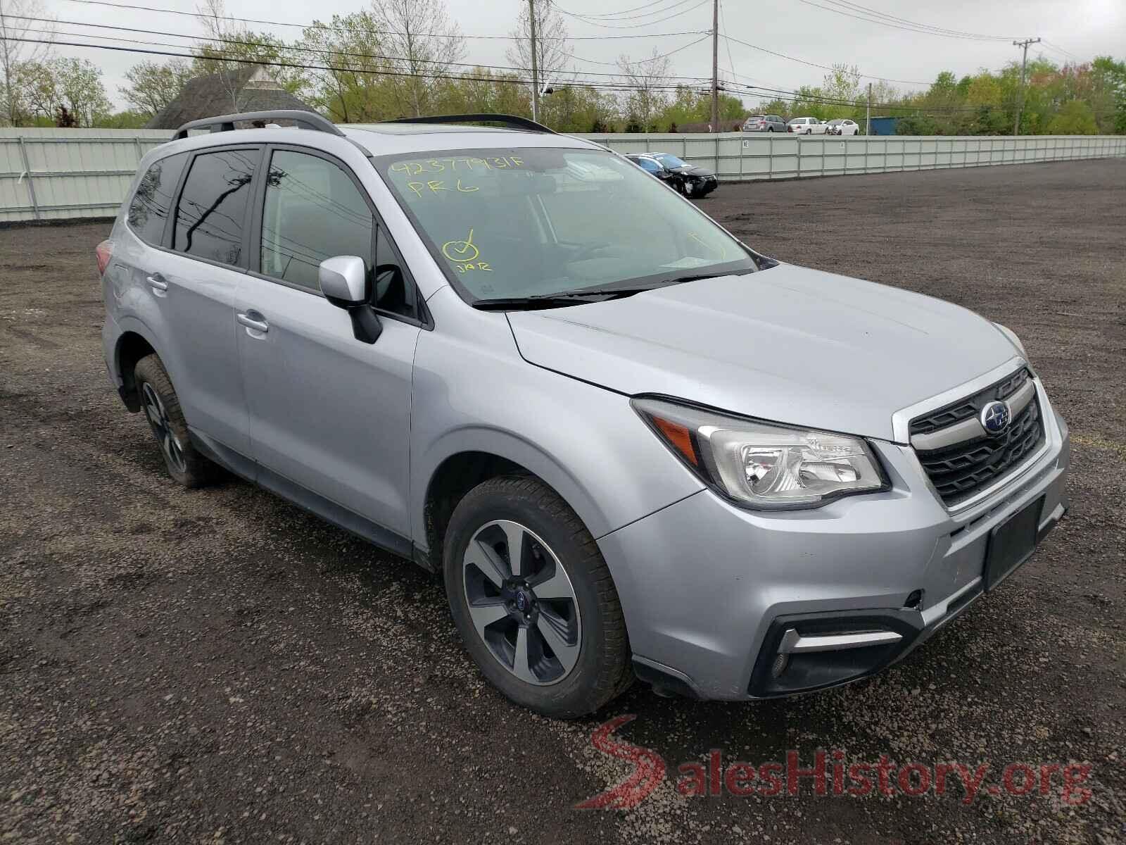 JF2SJAGC8JH589041 2018 SUBARU FORESTER