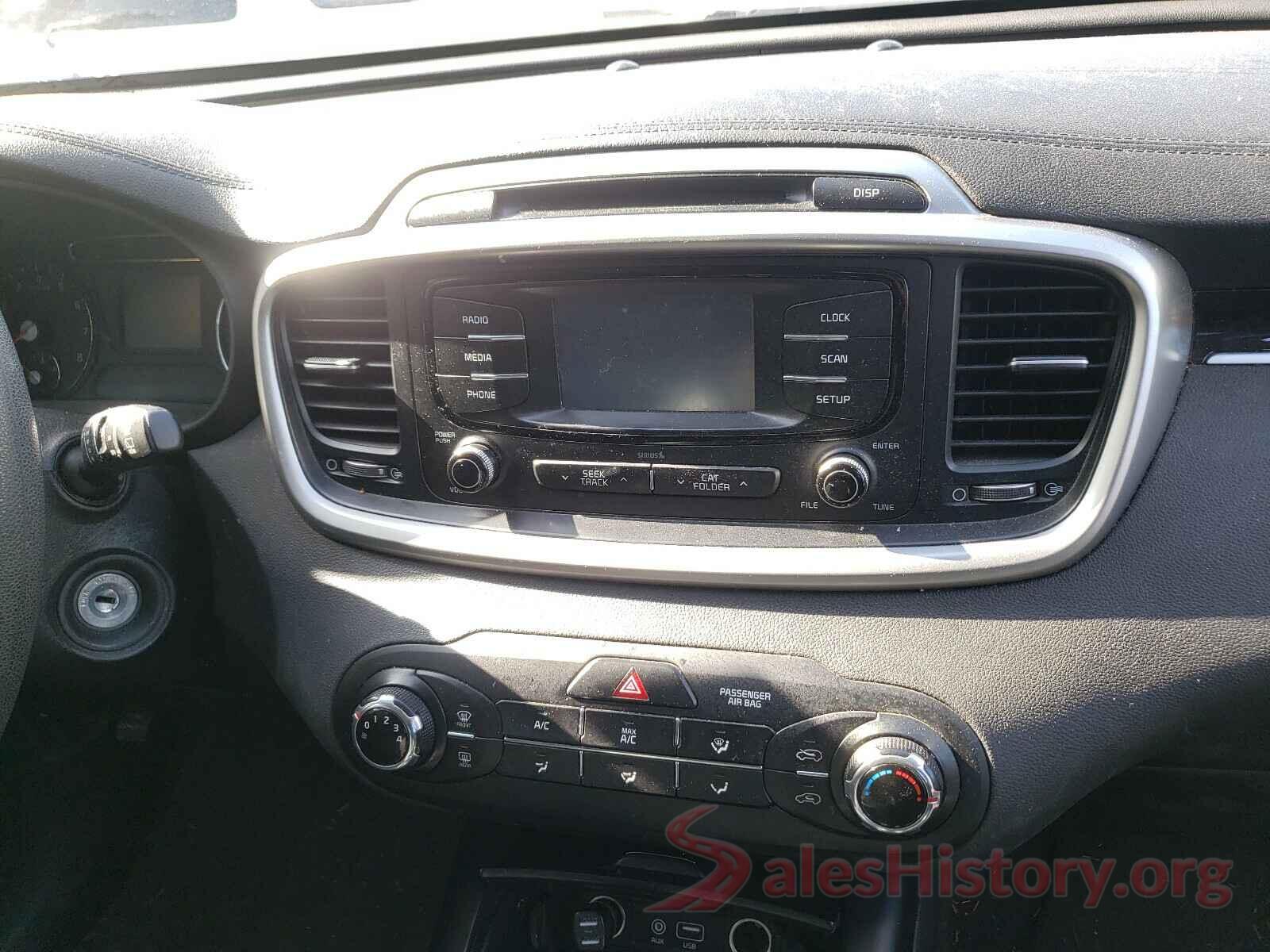 5XYPGDA53HG218841 2017 KIA SORENTO