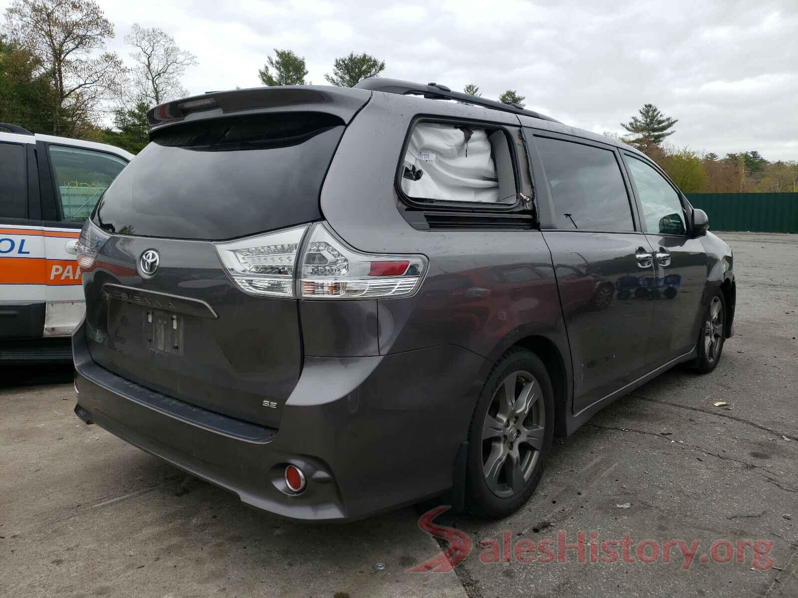 5TDXZ3DC1HS832692 2017 TOYOTA SIENNA