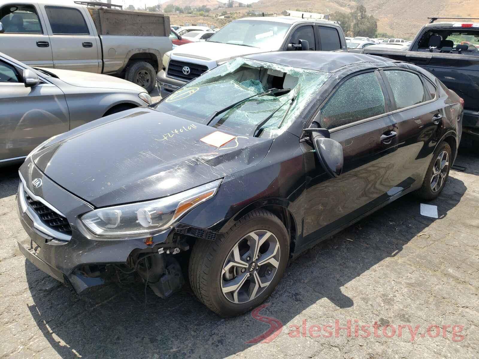 3KPF24AD1KE035458 2019 KIA FORTE