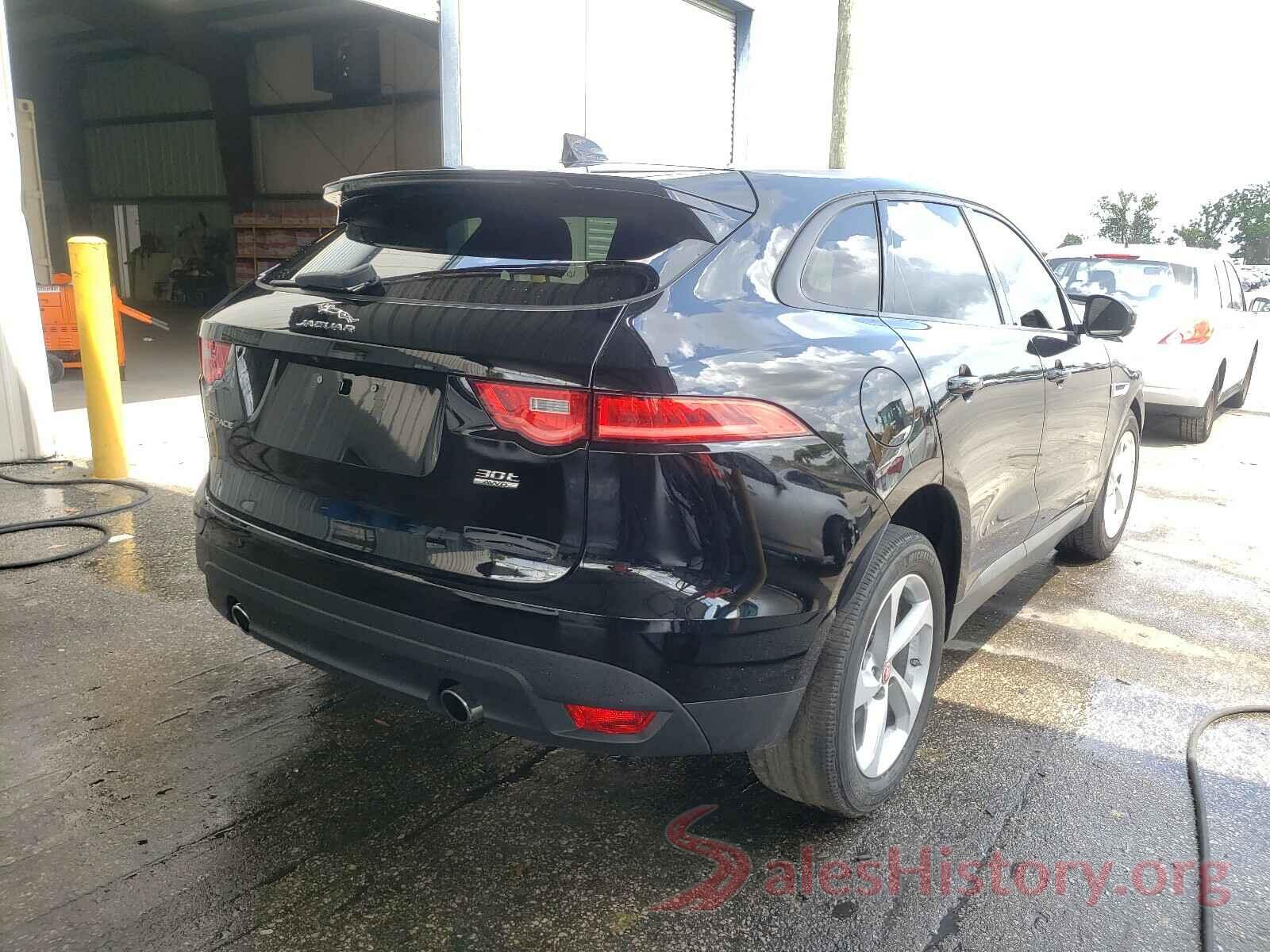 SADCJ2GX5JA235356 2018 JAGUAR F-PACE