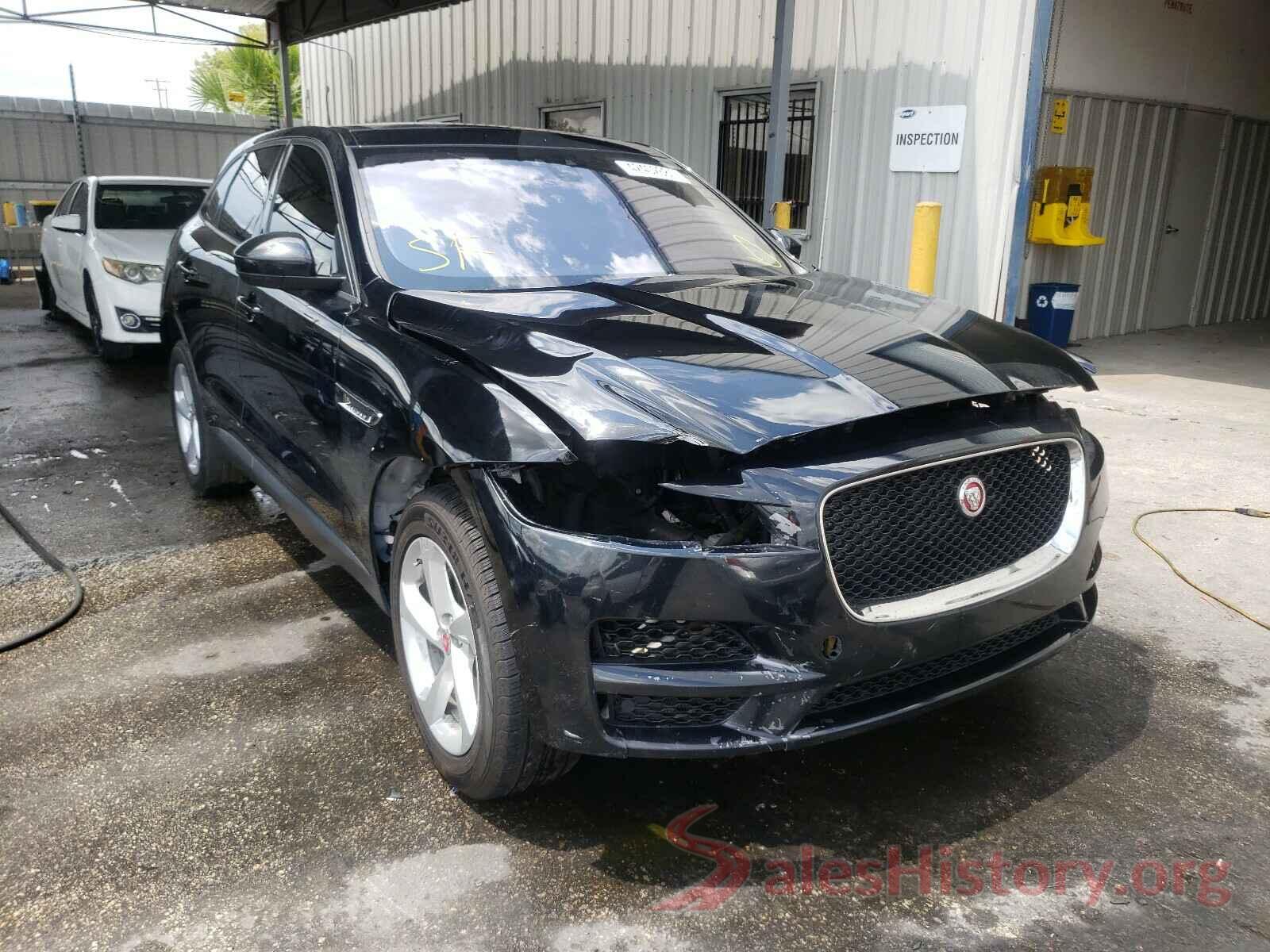 SADCJ2GX5JA235356 2018 JAGUAR F-PACE