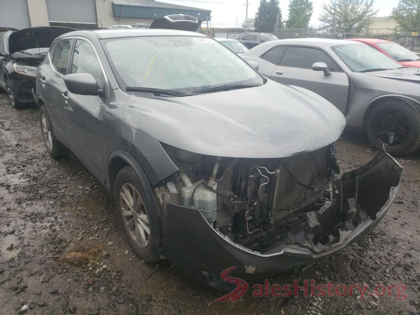 JN1BJ1CR8HW115804 2017 NISSAN ROGUE