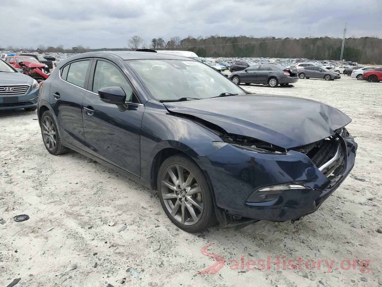 3MZBN1M33JM162236 2018 MAZDA 3