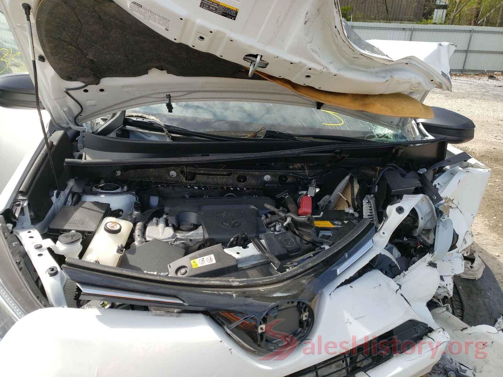 JTMBFREV2JJ737826 2018 TOYOTA RAV4