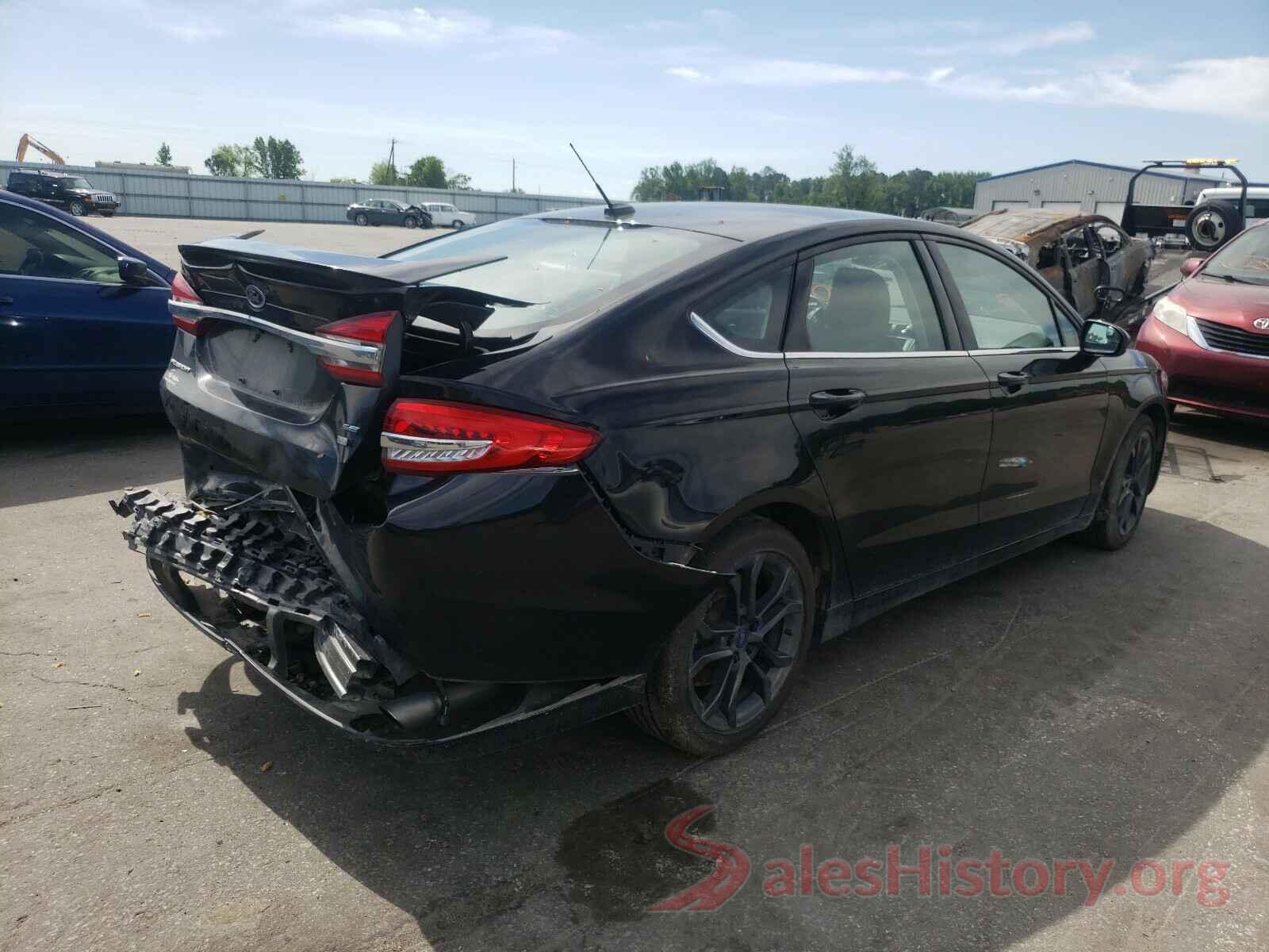 3FA6P0HD4JR160158 2018 FORD FUSION