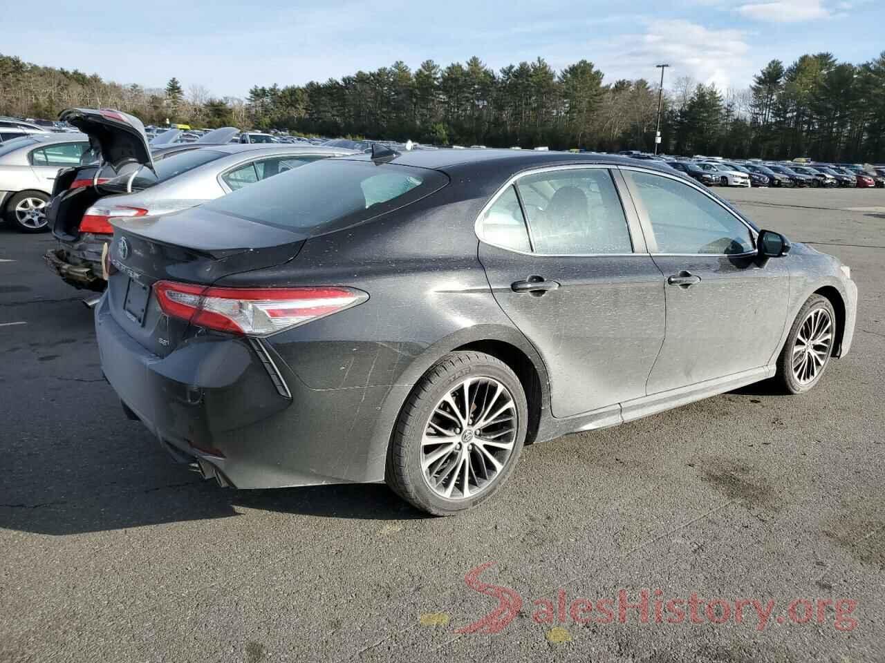 4T1G11AK6LU881586 2020 TOYOTA CAMRY