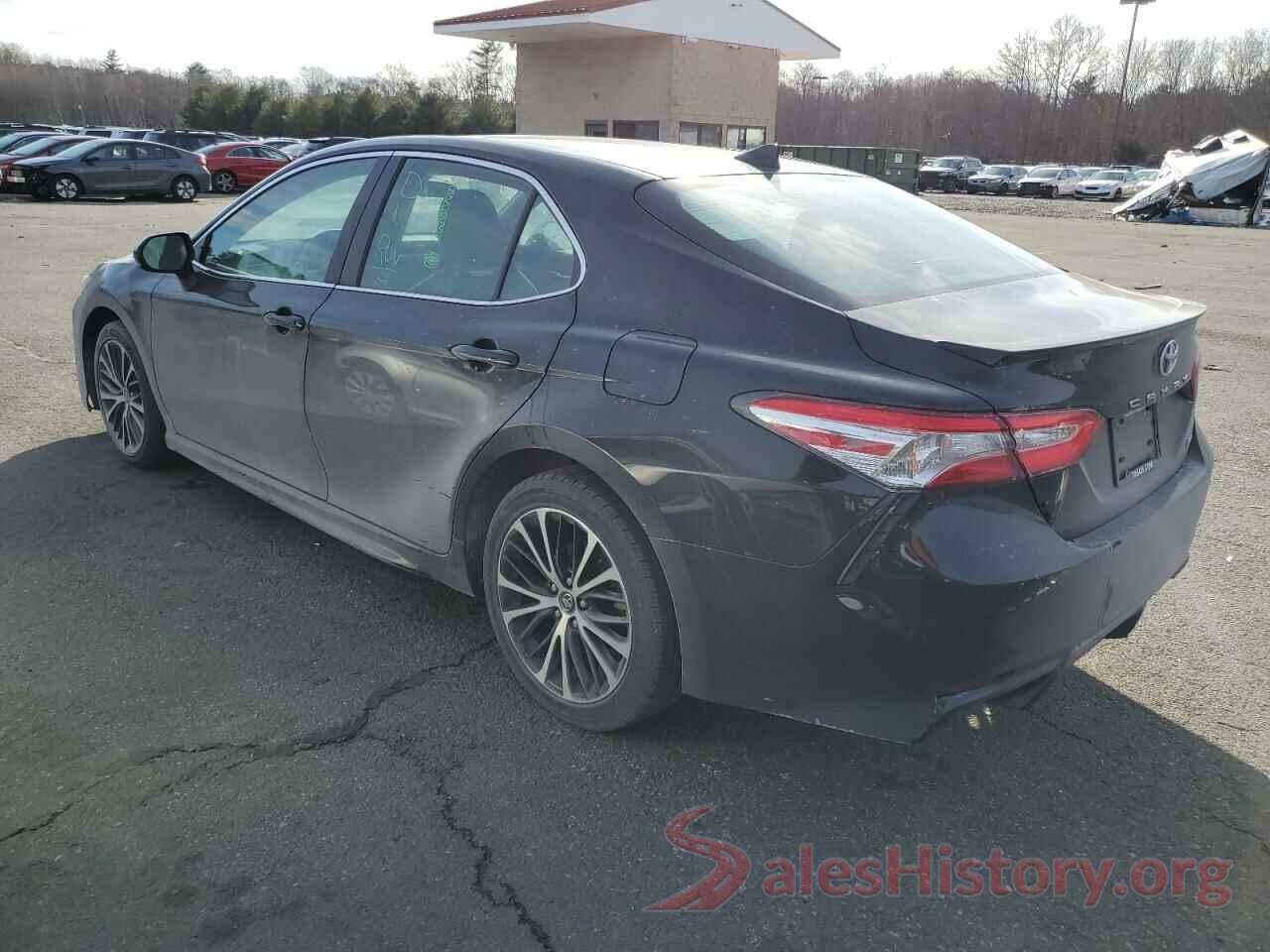 4T1G11AK6LU881586 2020 TOYOTA CAMRY