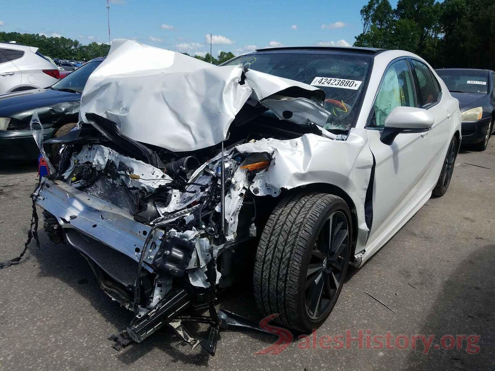 4T1B61HK6KU727086 2019 TOYOTA CAMRY