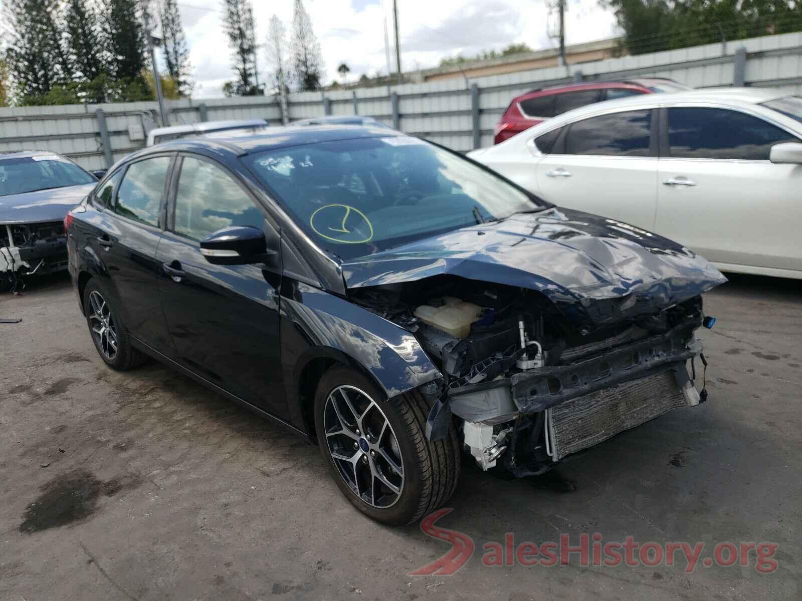 1FADP3H23JL220503 2018 FORD FOCUS