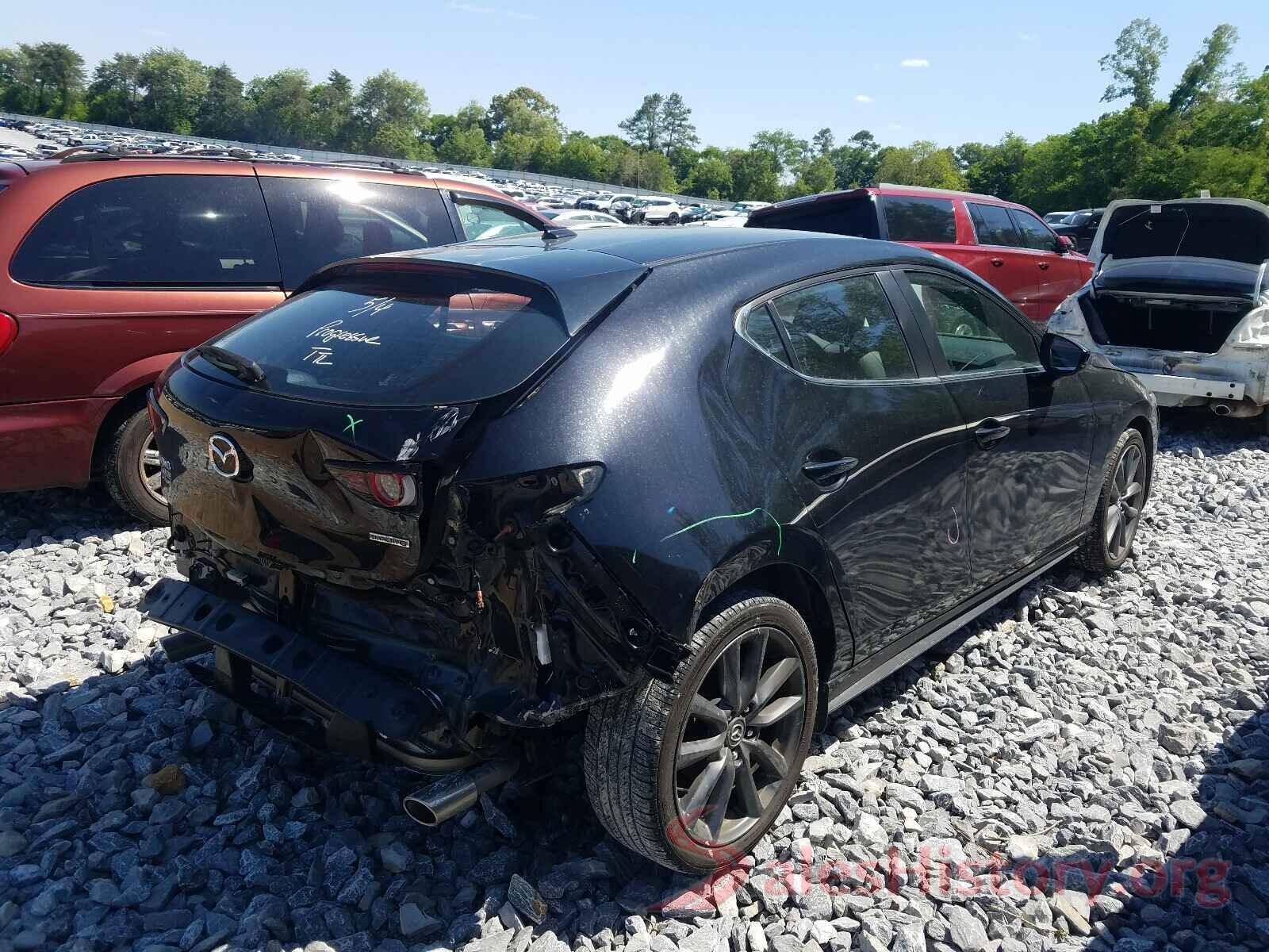 JM1BPAMMXK1121154 2019 MAZDA 3