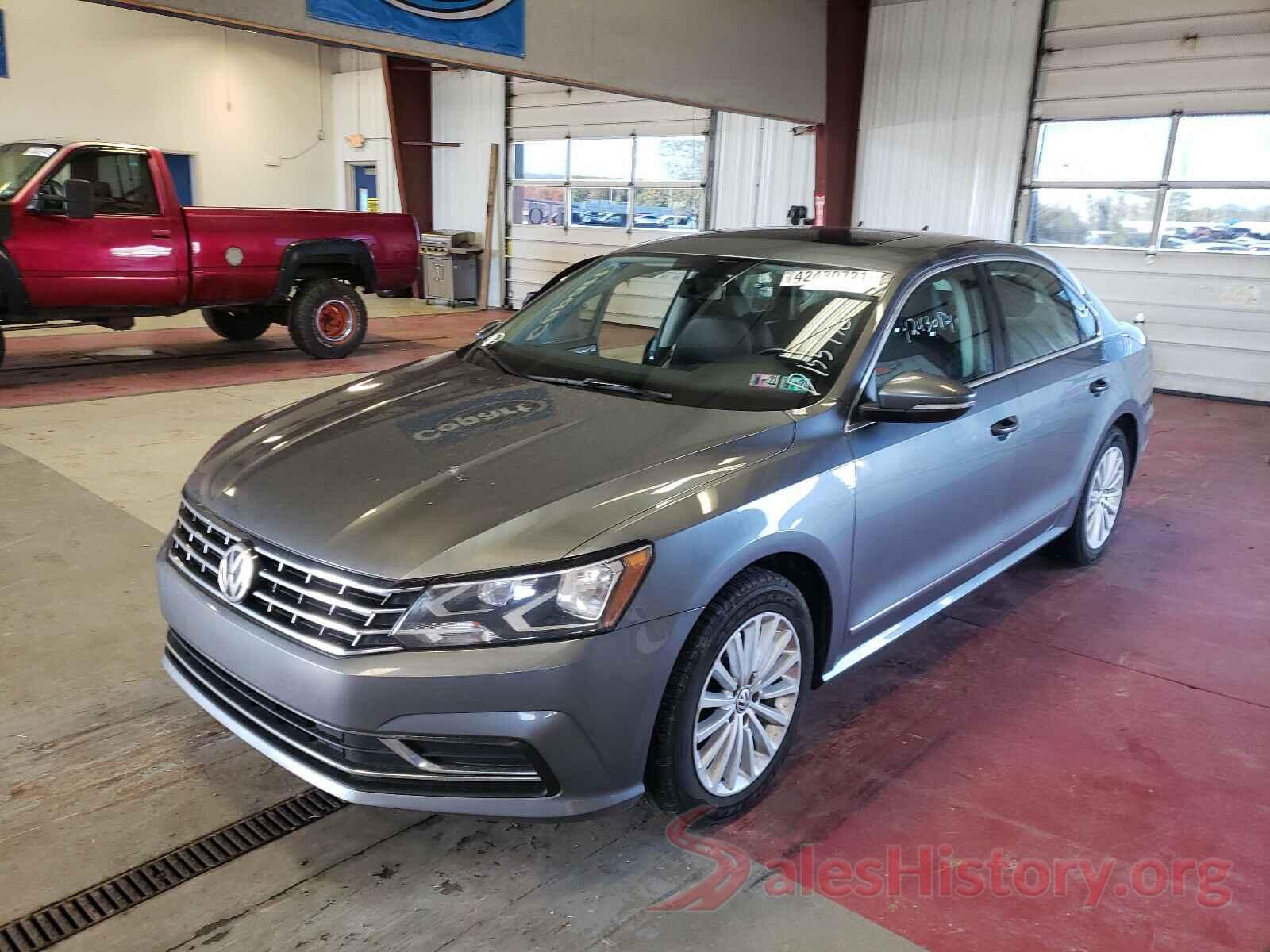 1VWBT7A38HC014575 2017 VOLKSWAGEN PASSAT