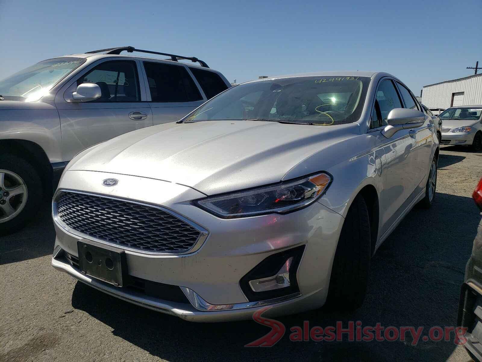 3FA6P0SU3KR215970 2019 FORD FUSION