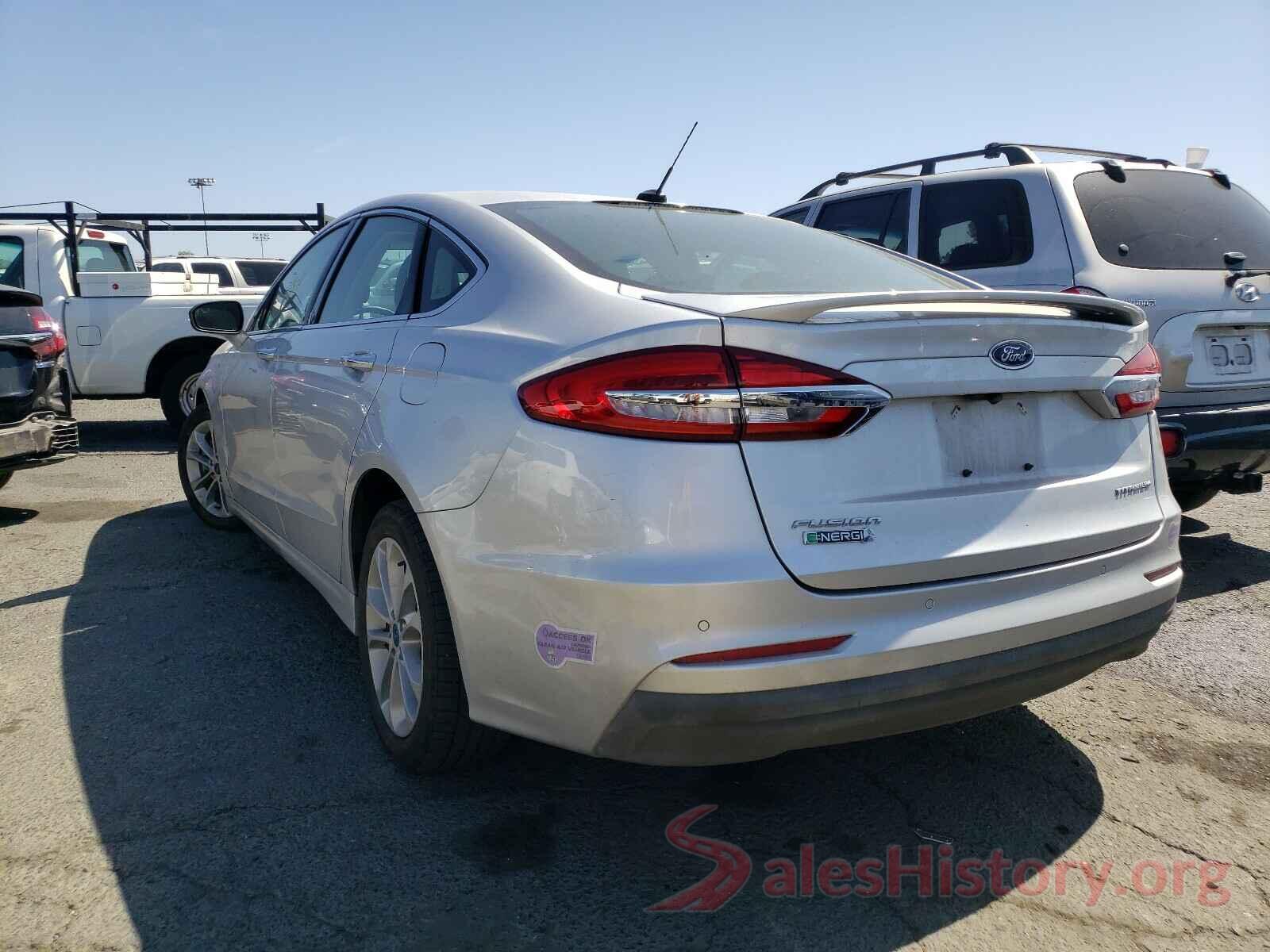 3FA6P0SU3KR215970 2019 FORD FUSION