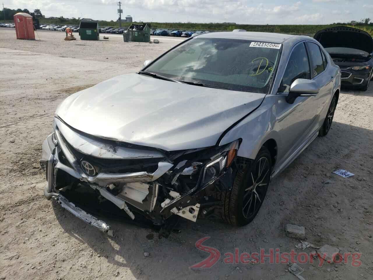 4T1G11AK4NU679168 2022 TOYOTA CAMRY