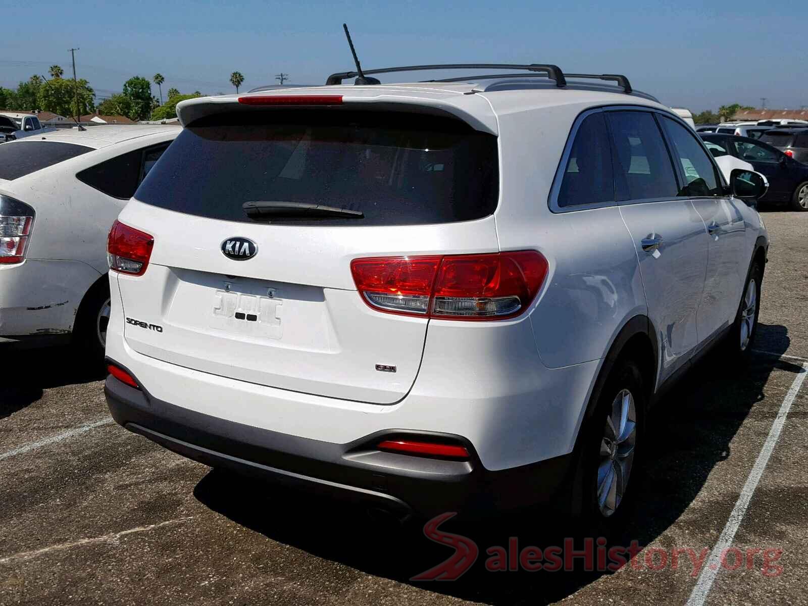 5XYPG4A36HG253758 2017 KIA SORENTO LX