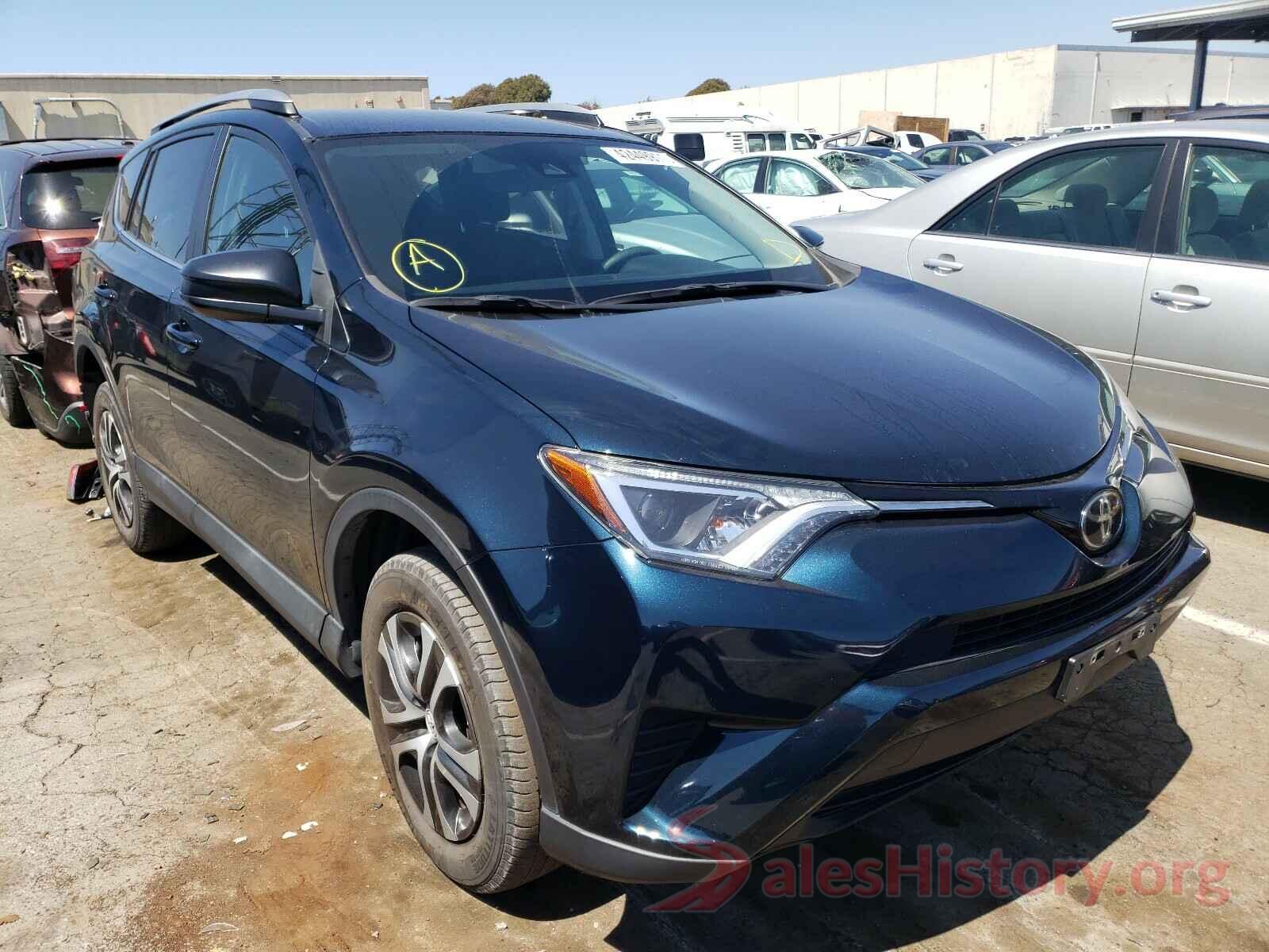 2T3ZFREV5HW318332 2017 TOYOTA RAV4