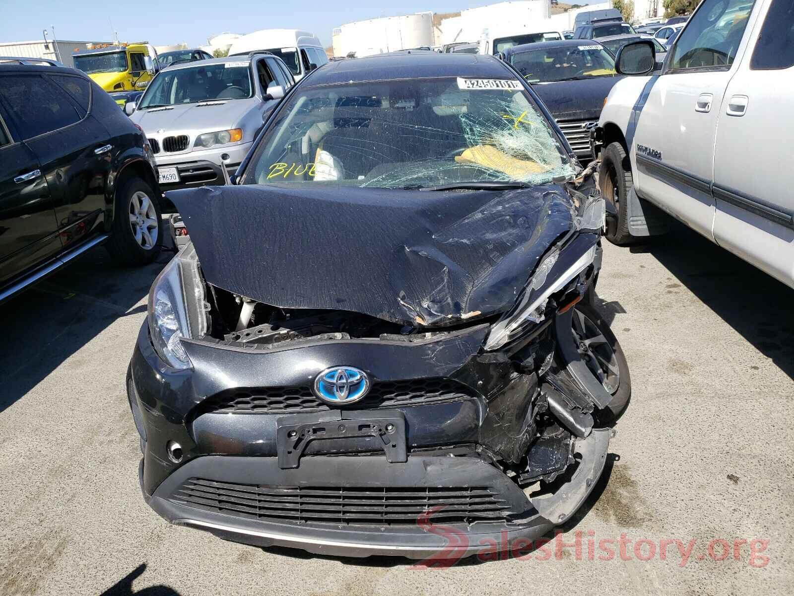 JTDKDTB35J1605293 2018 TOYOTA PRIUS