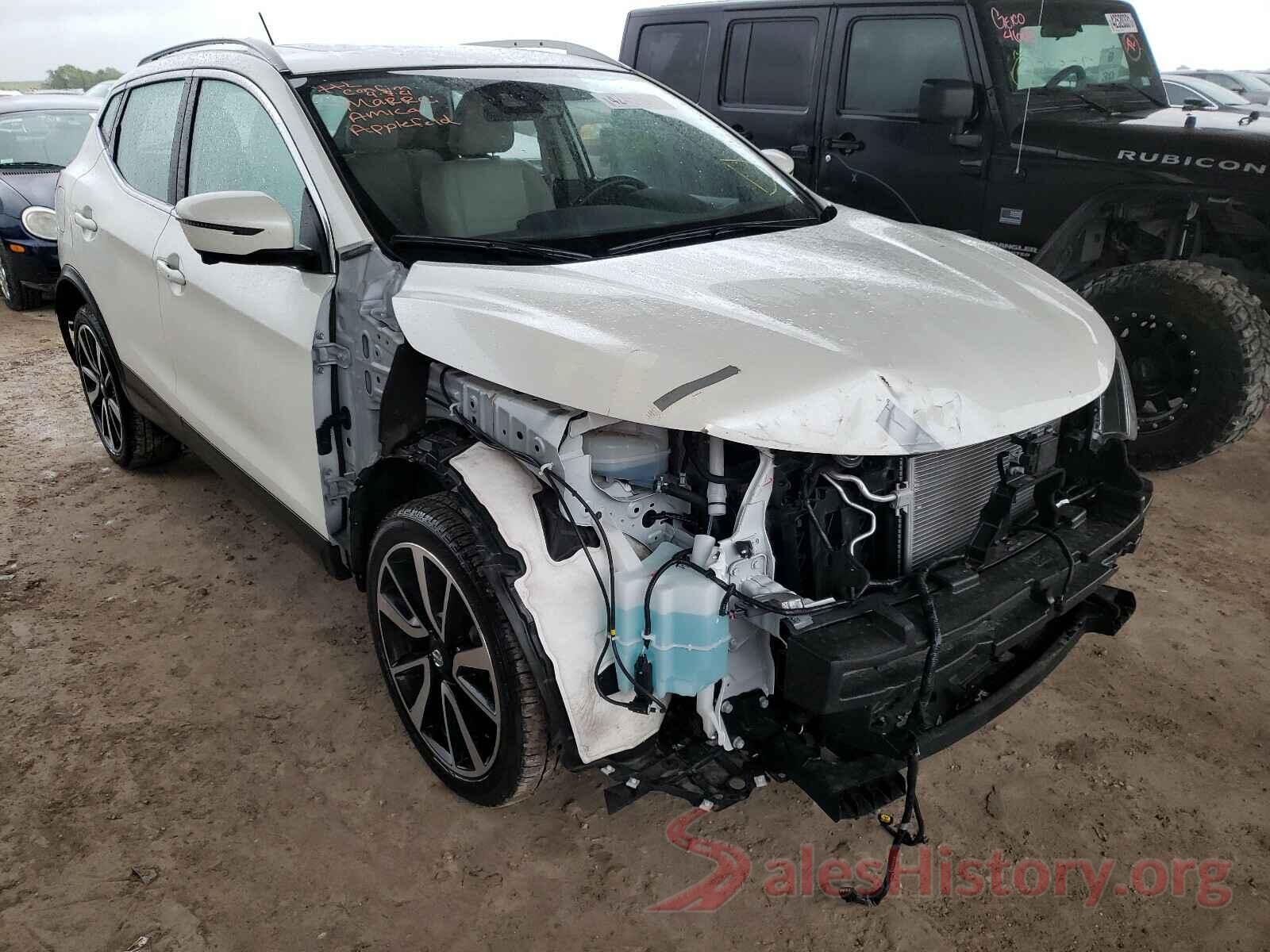 JN1BJ1CR9JW253633 2018 NISSAN ROGUE