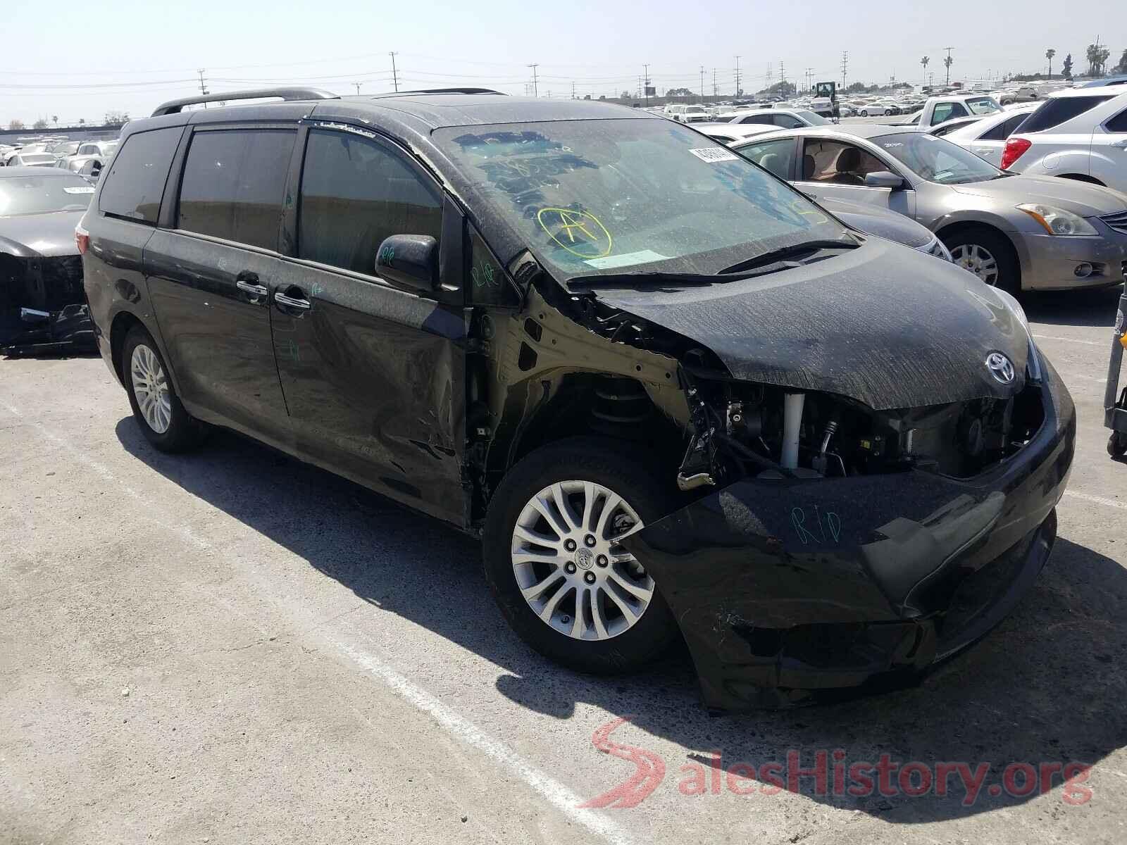 5TDYZ3DC6HS887174 2017 TOYOTA SIENNA