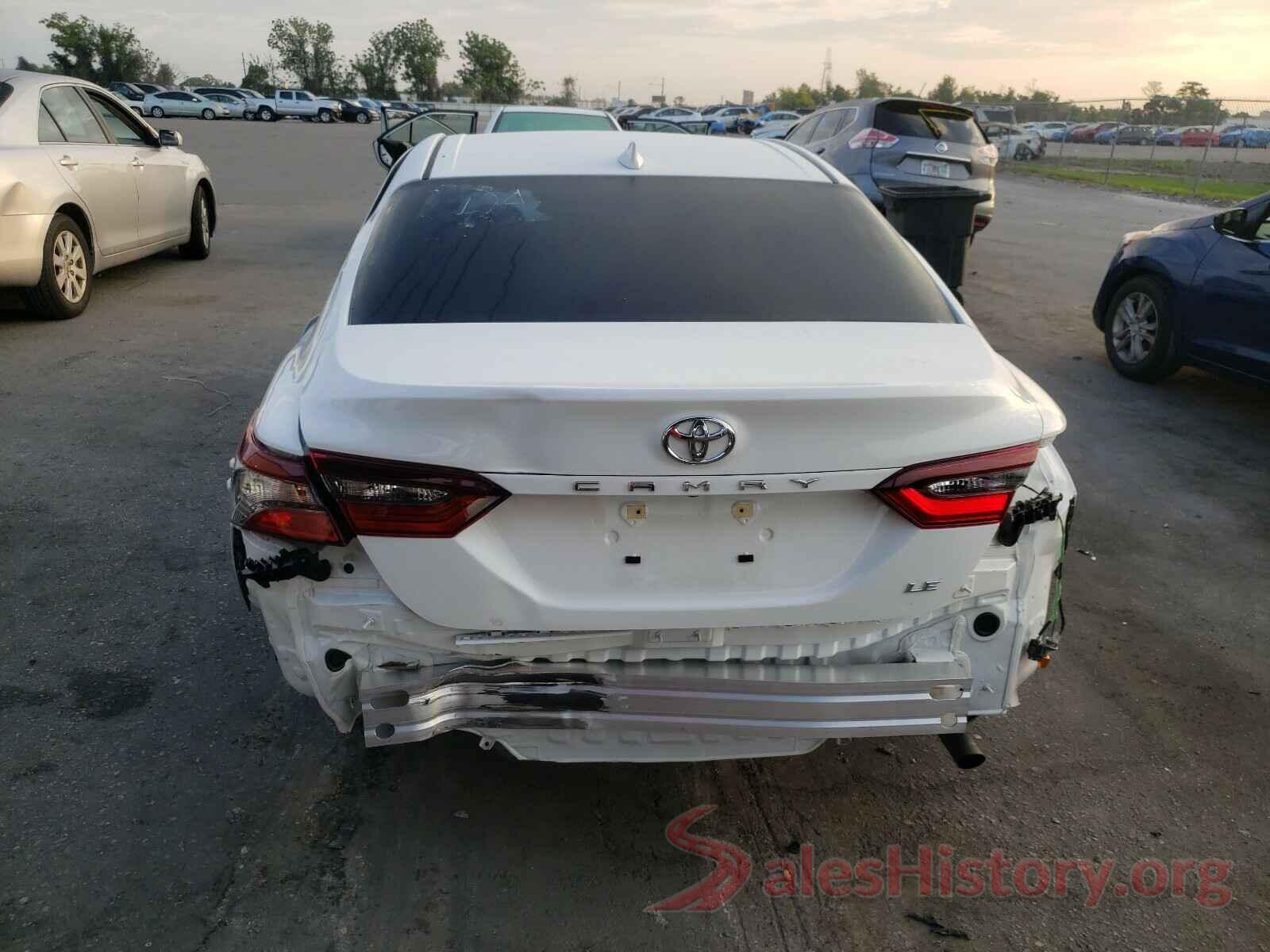 4T1C11AK0MU438320 2021 TOYOTA CAMRY