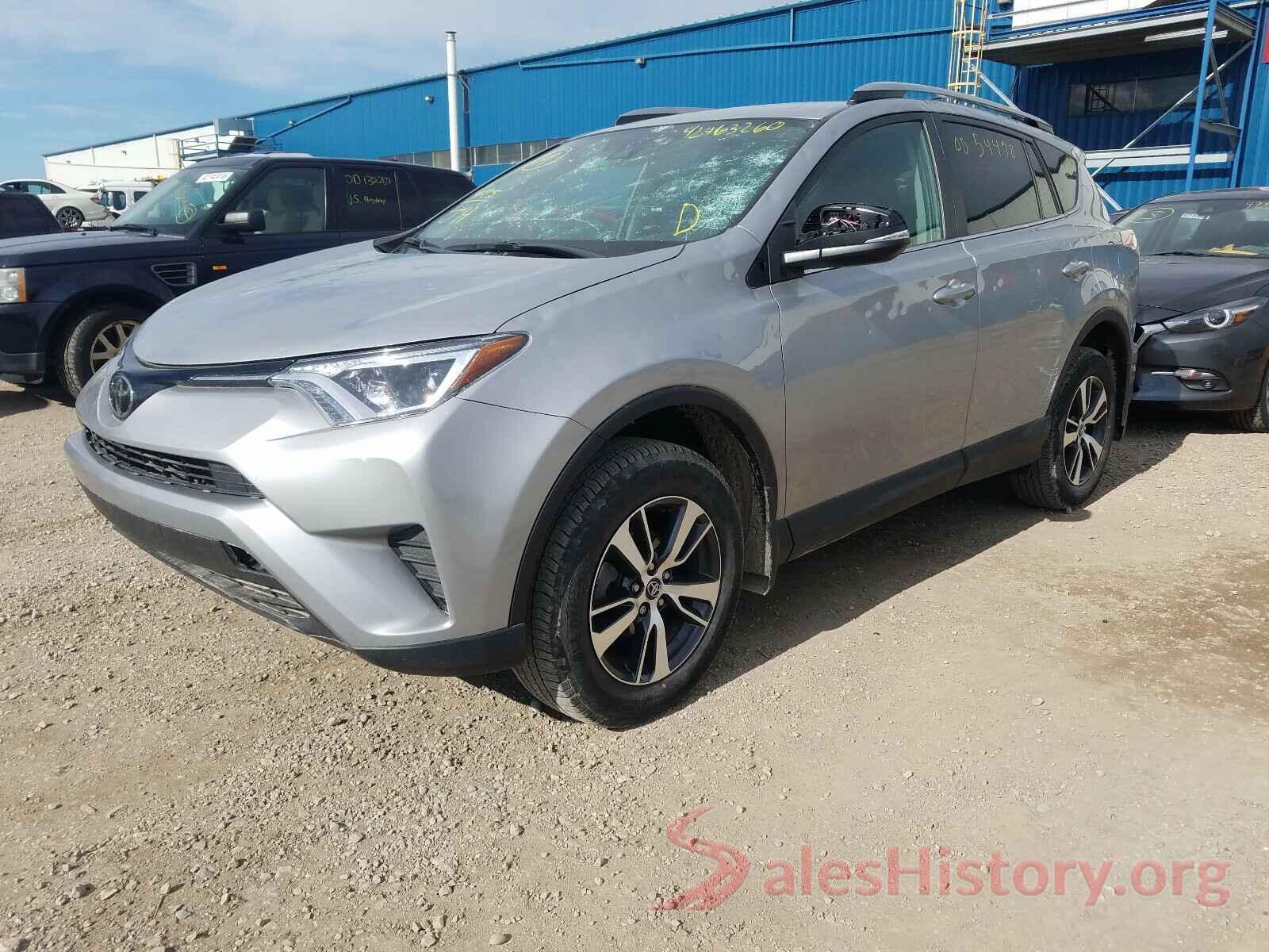 2T3BFREV9JW765981 2018 TOYOTA RAV4