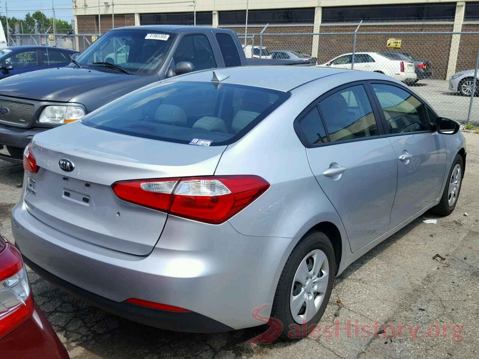 KNAFK4A67F5437405 2015 KIA FORTE