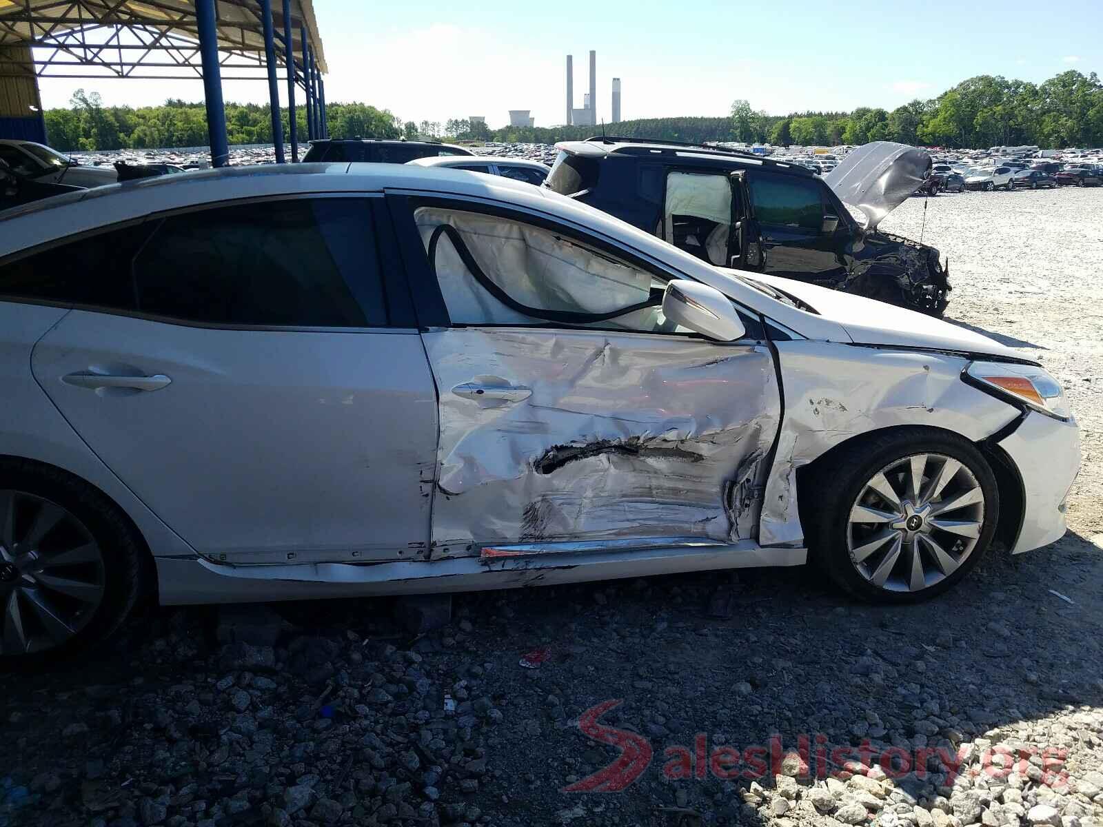 KMHFH4JG8HA581948 2017 HYUNDAI AZERA