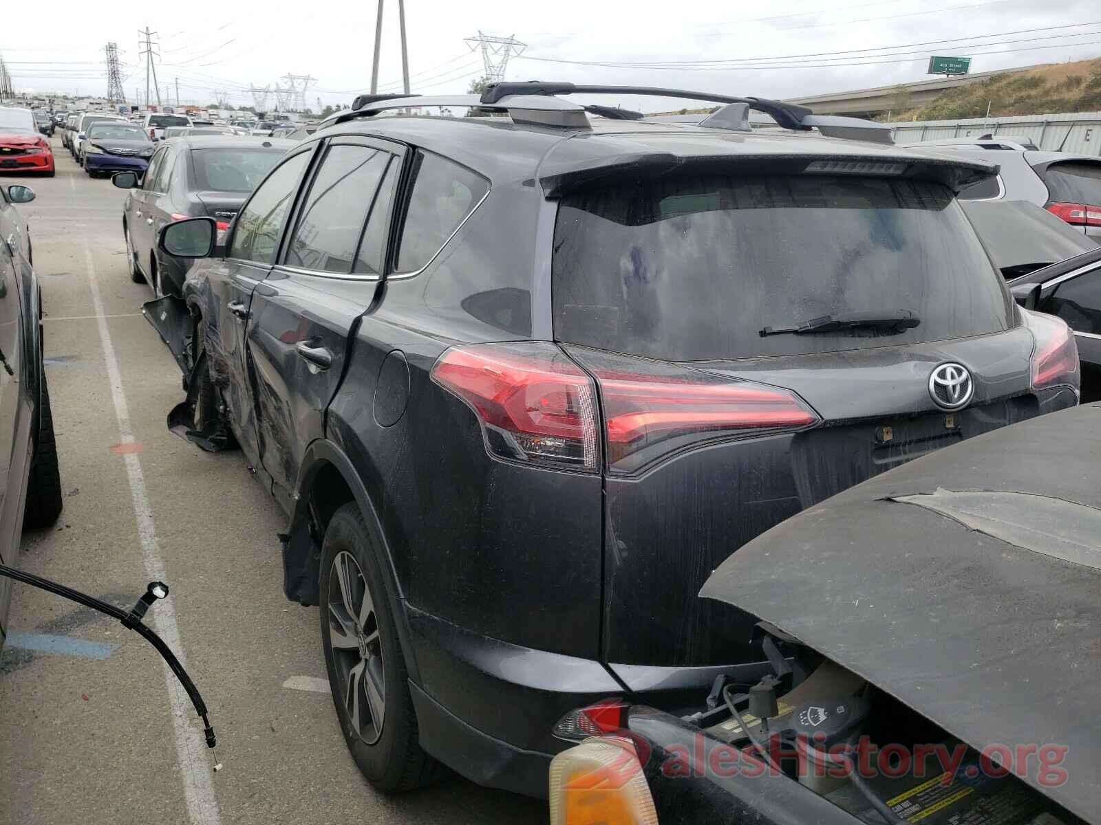 JTMRFREVXJD241329 2018 TOYOTA RAV4