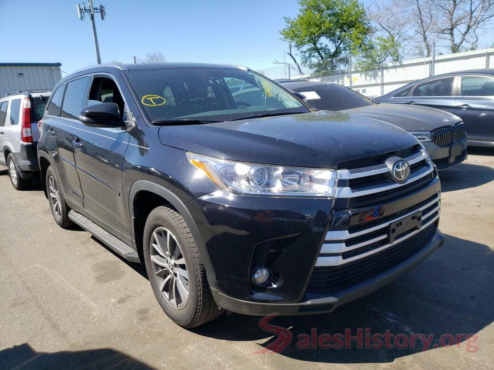 5TDJZRFH2KS620585 2019 TOYOTA HIGHLANDER