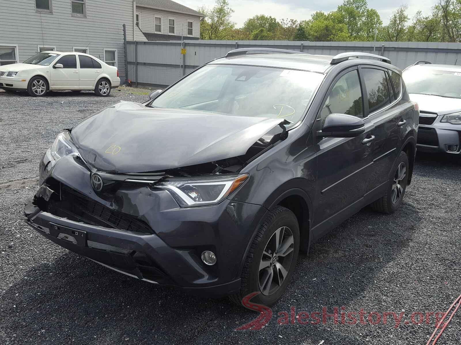 JTMRFREV5HJ134314 2017 TOYOTA RAV4