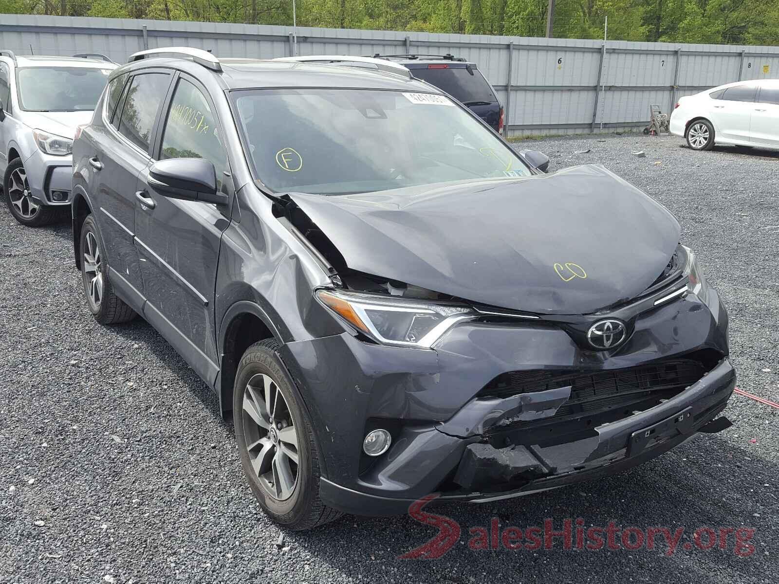 JTMRFREV5HJ134314 2017 TOYOTA RAV4