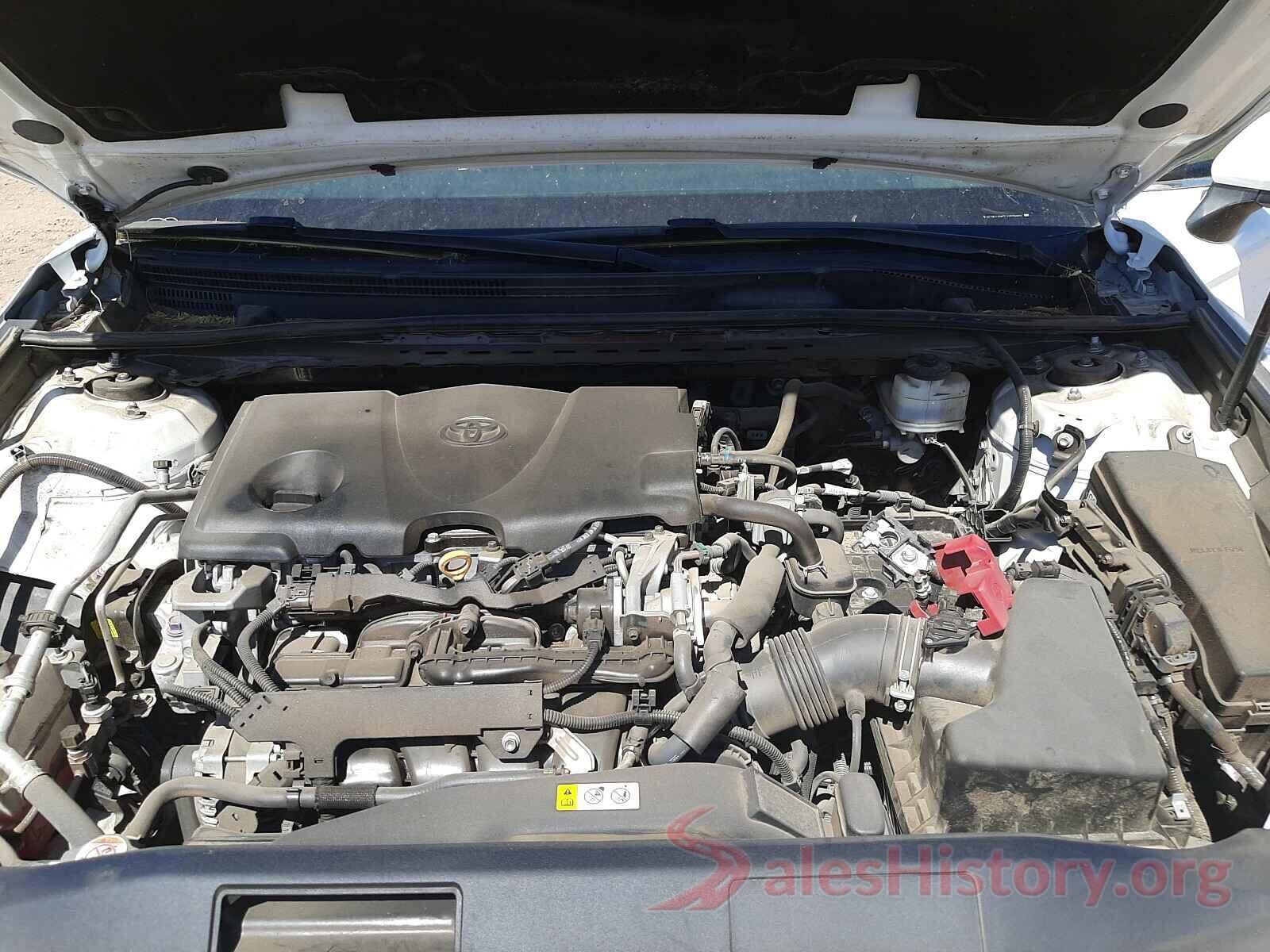 4T1B11HK2JU578897 2018 TOYOTA CAMRY