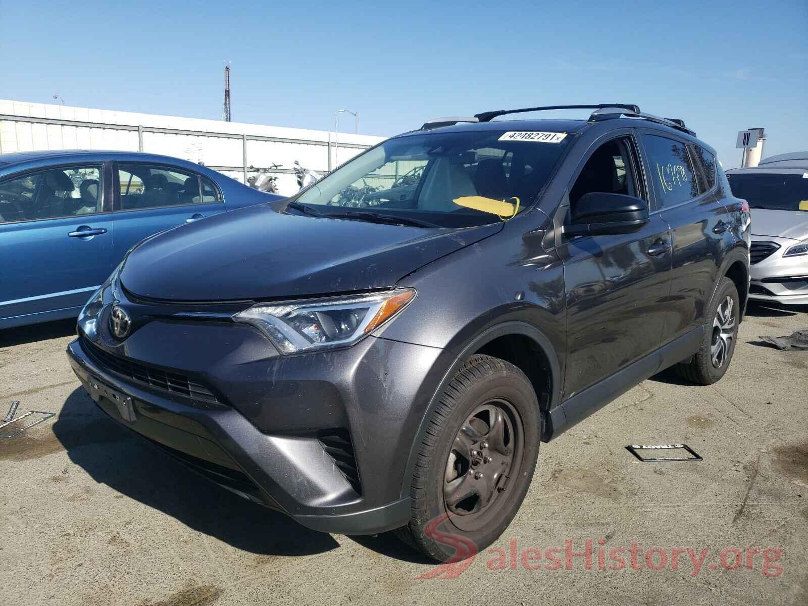 JTMZFREV2HJ703894 2017 TOYOTA RAV4