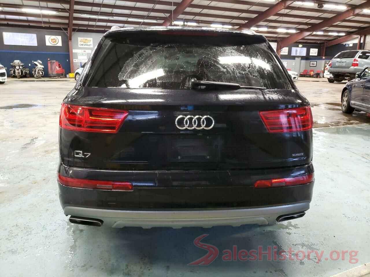 WA1LHAF7XJD002326 2018 AUDI Q7