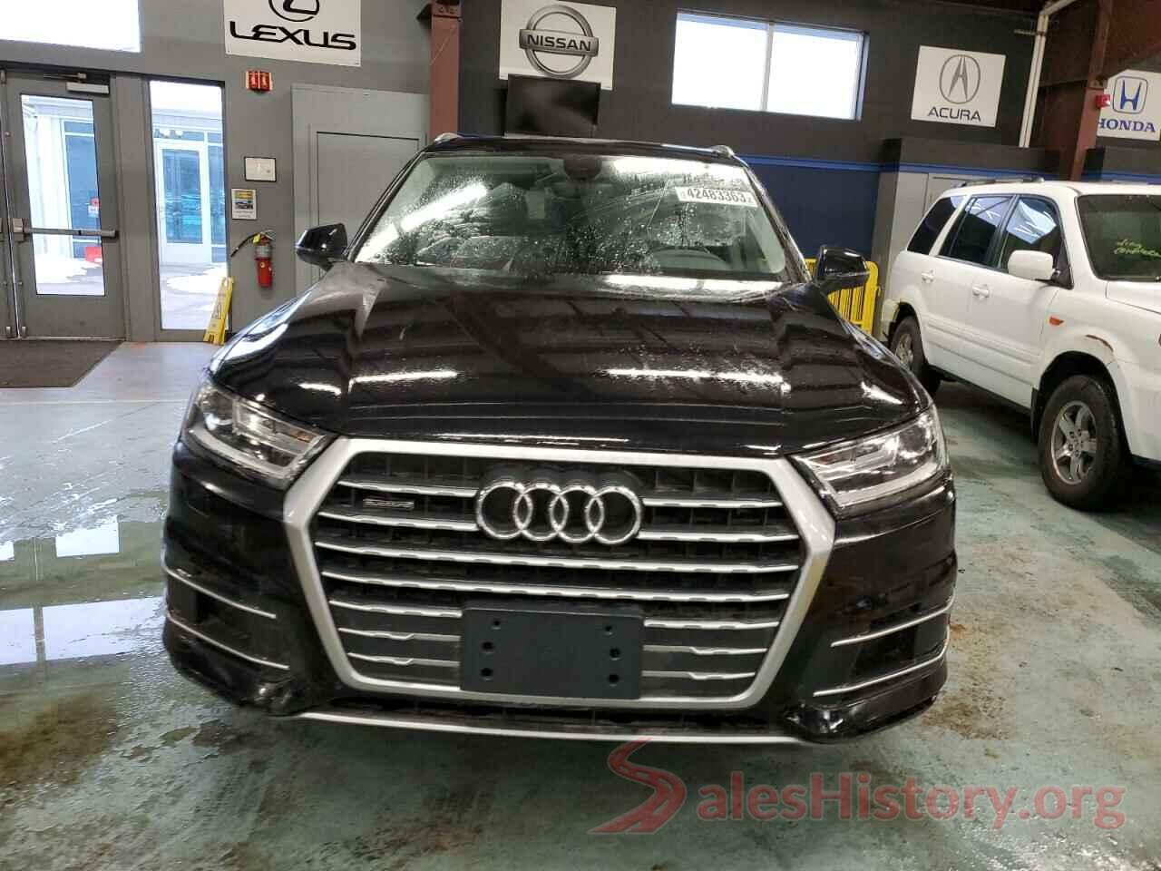 WA1LHAF7XJD002326 2018 AUDI Q7