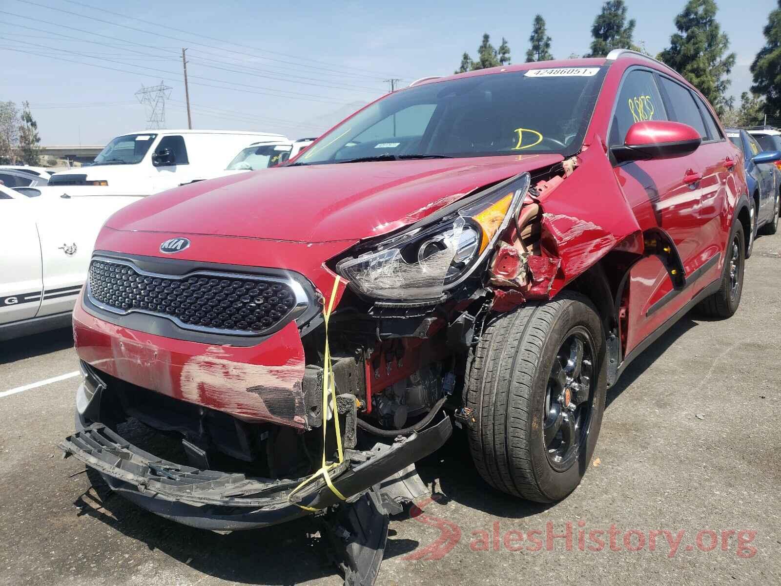 KNDCB3LC2J5190256 2018 KIA NIRO